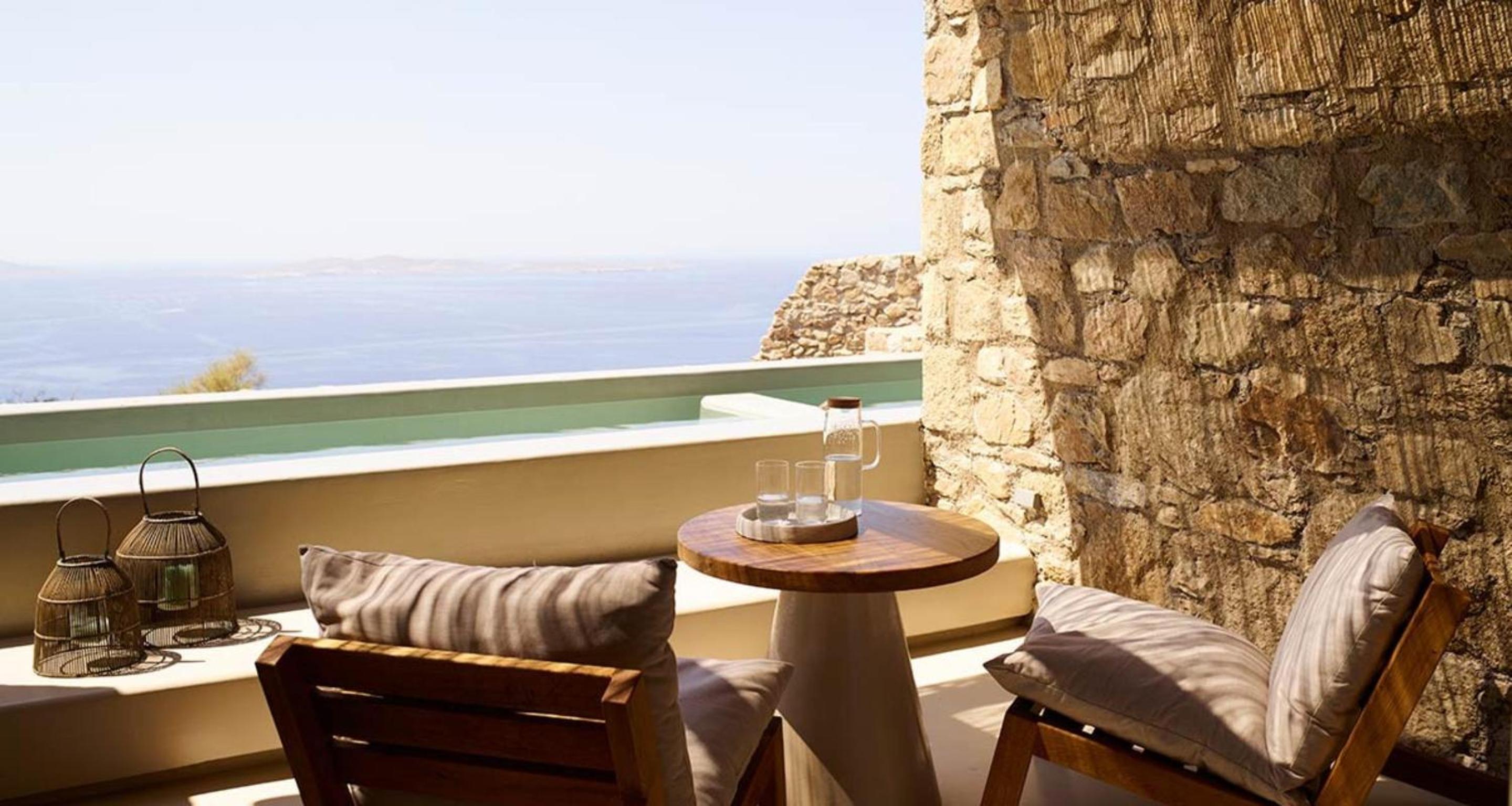 Junior King Suite with Terrace and Private Mini Pool - Sea View/Non-Smoking