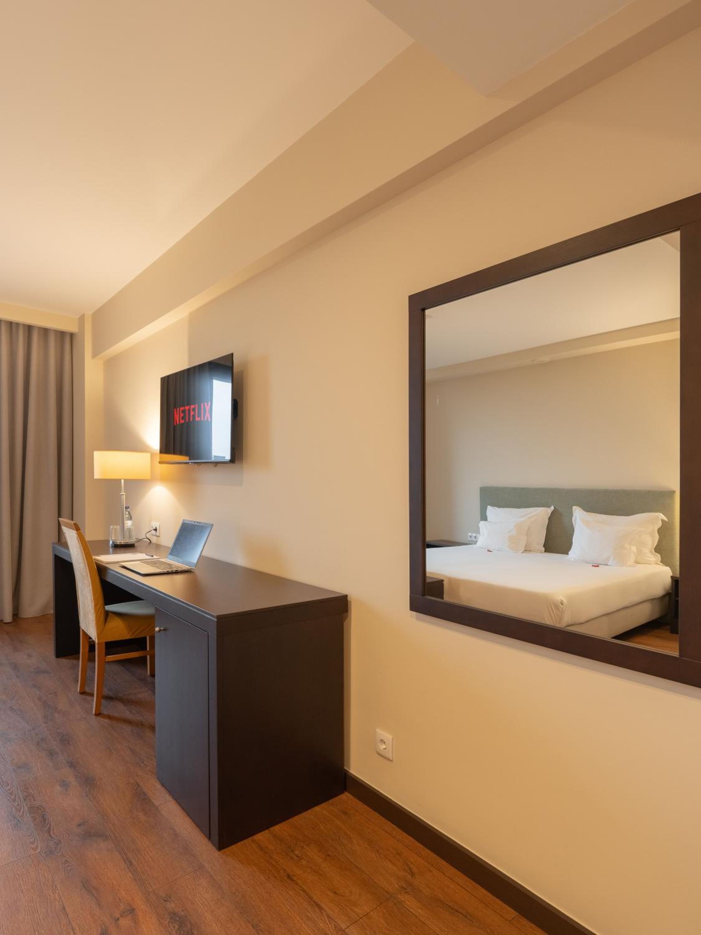 Double Room - Photo 3