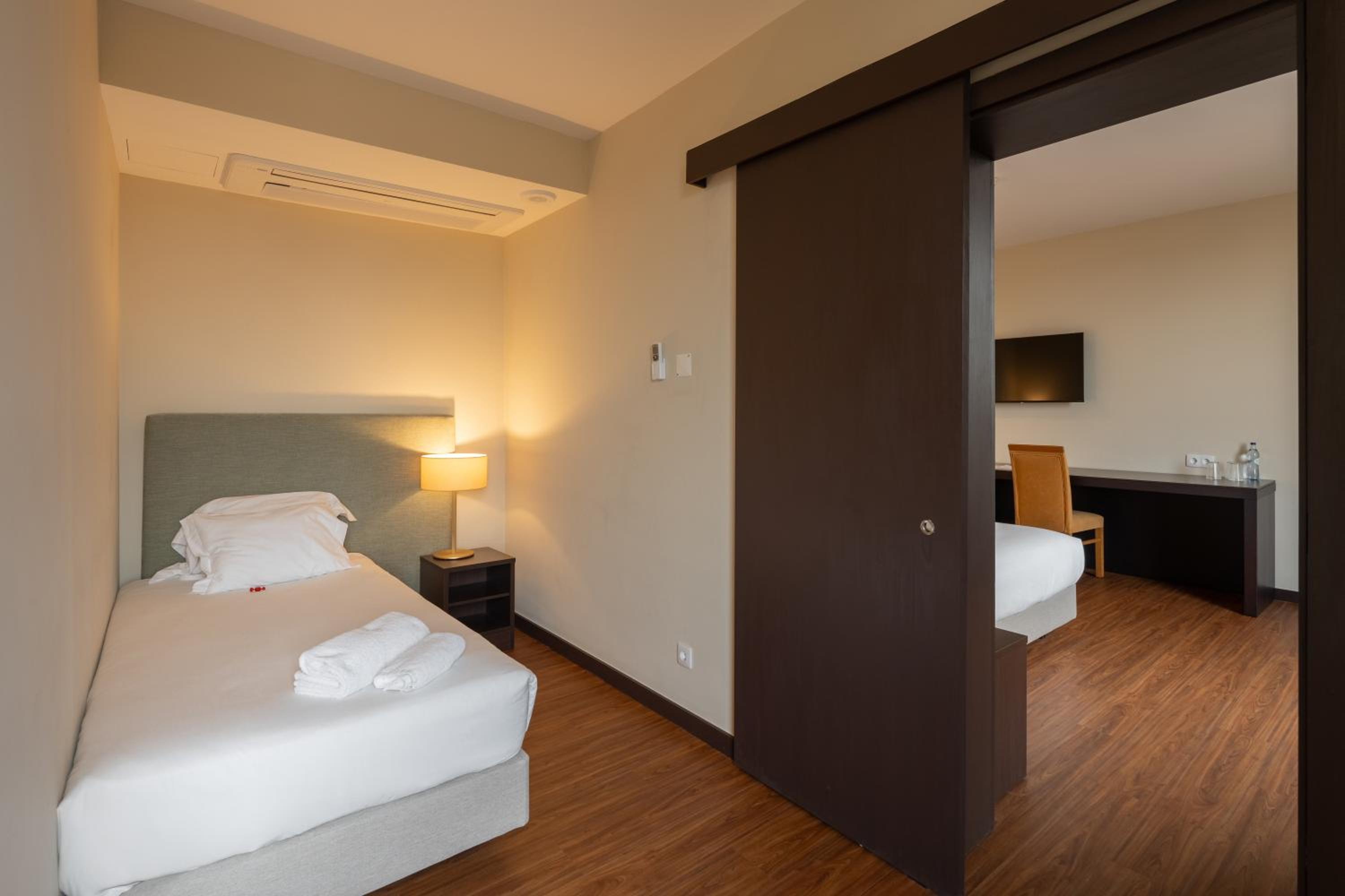 Triple Room - Photo 7
