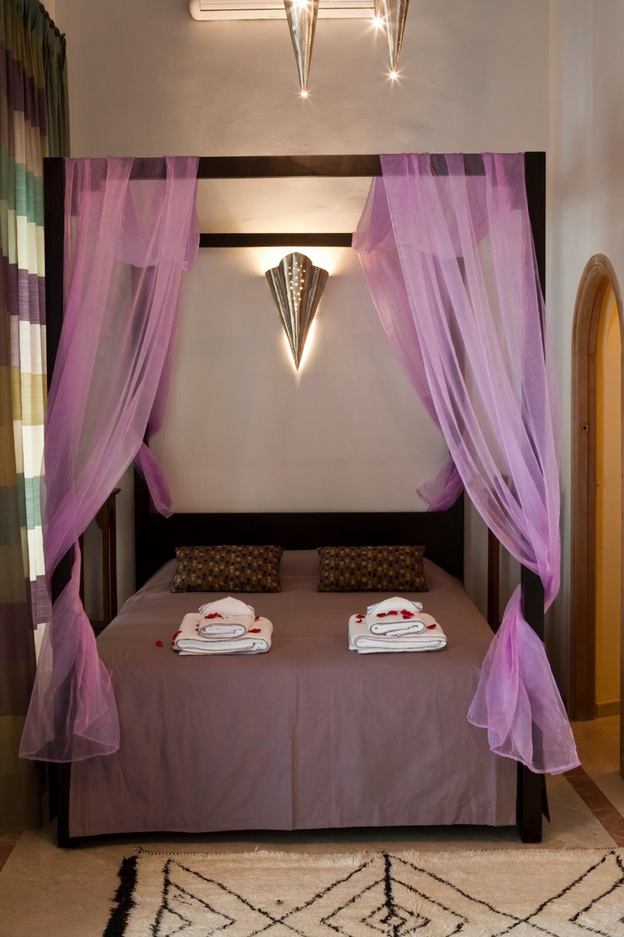 Suite with Terrace - Photo 7