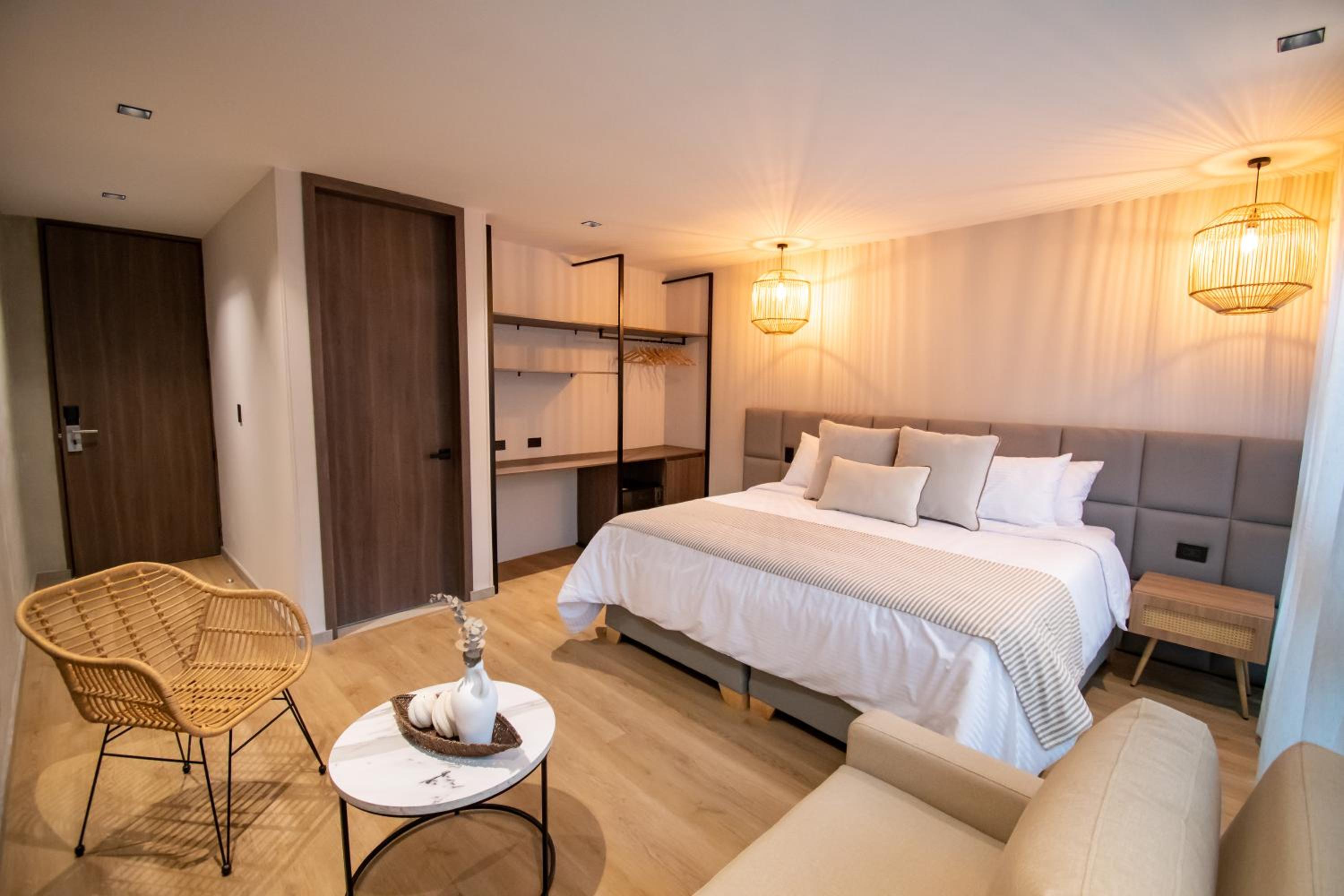 Deluxe Double or Twin Room with Garden View