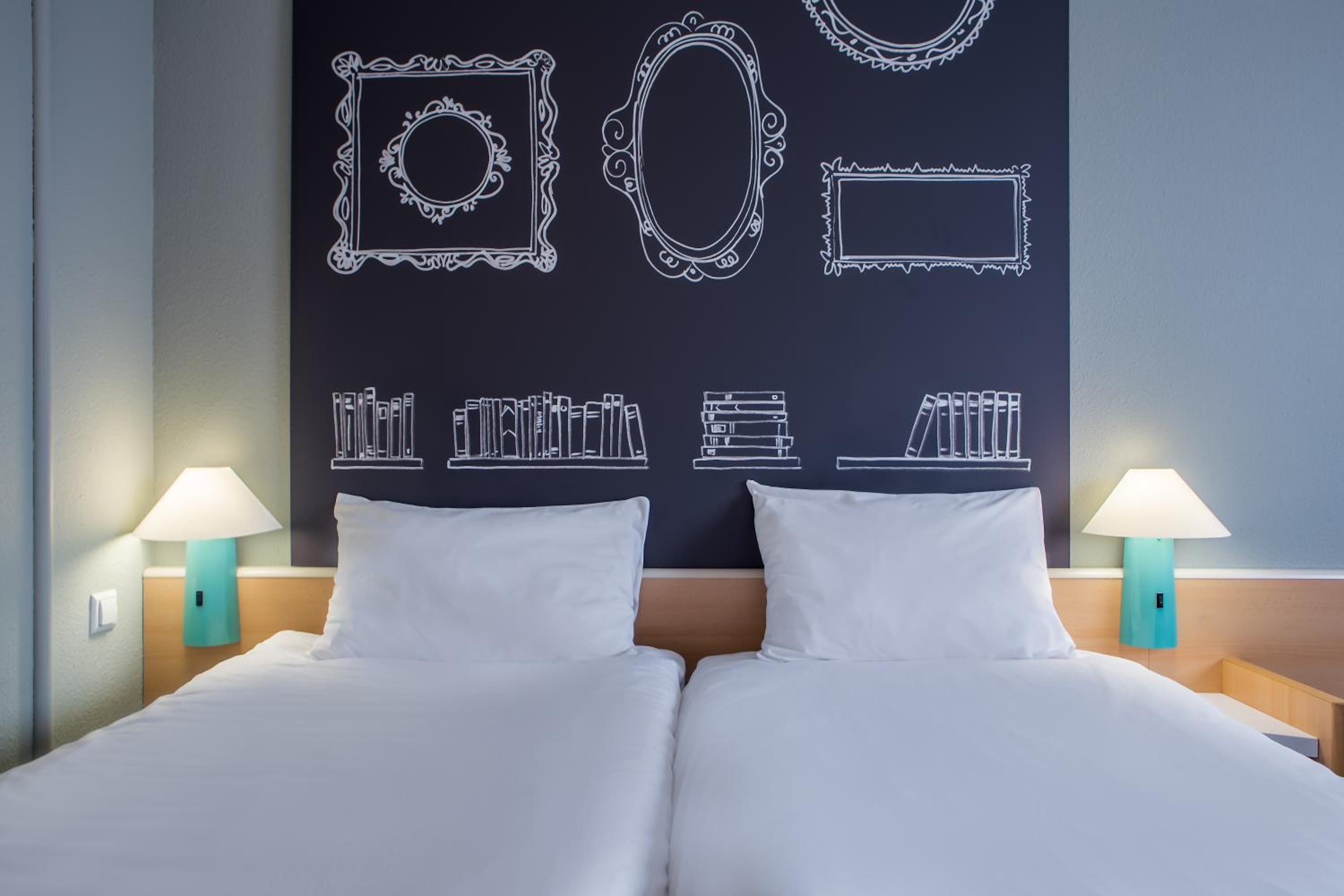 Twin Â Room - Photo 1