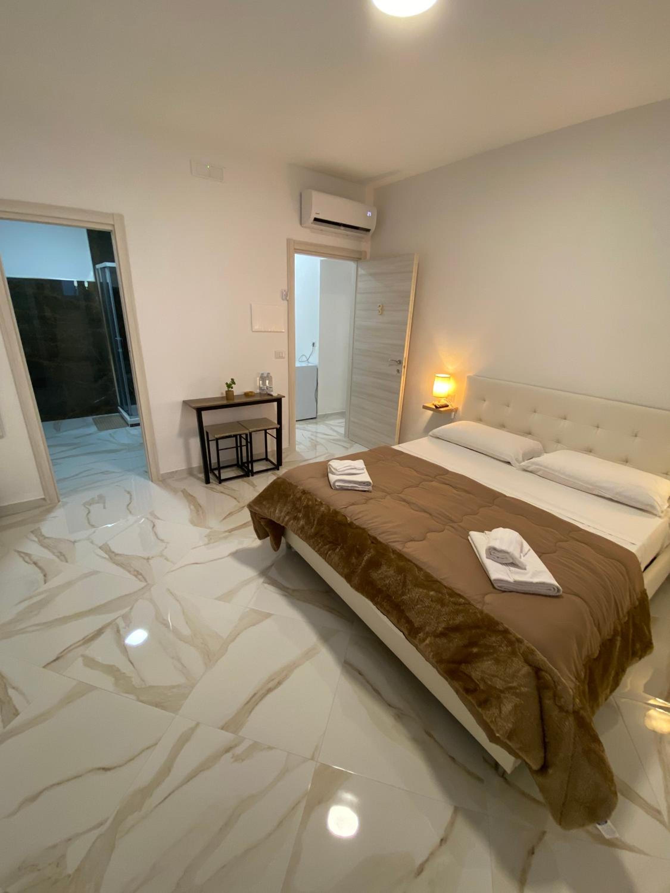 Double Room with Private Bathroom