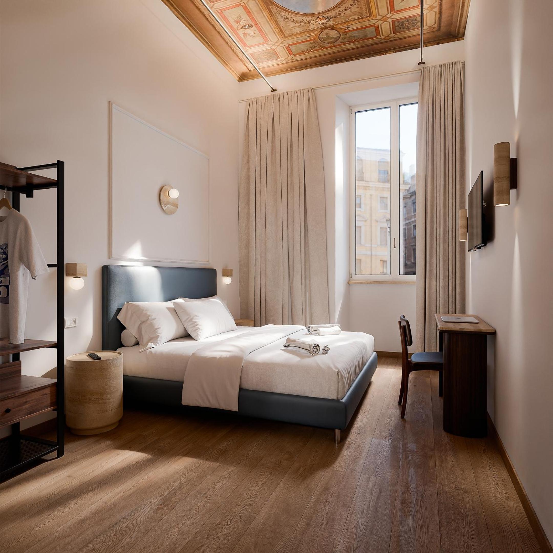 Deluxe Double or Twin Room with Bath