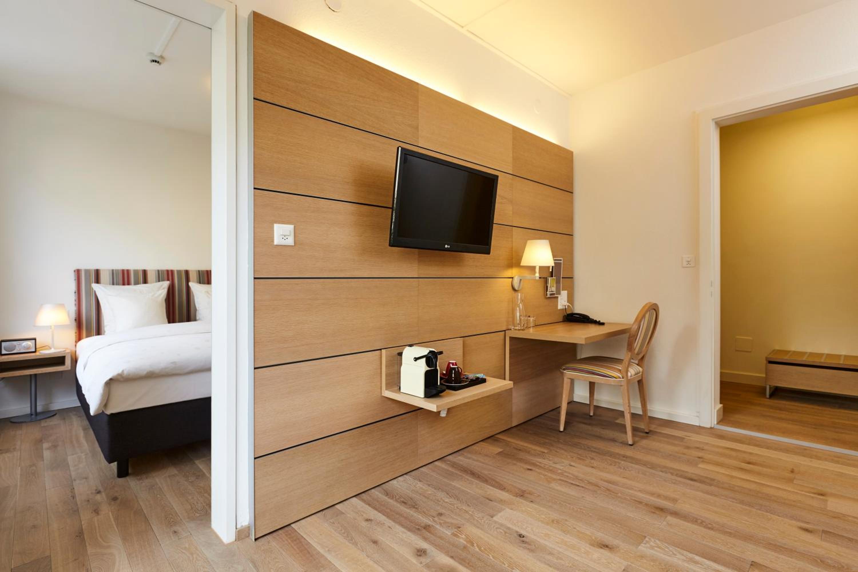 Charming Mini Suite - Photo 3