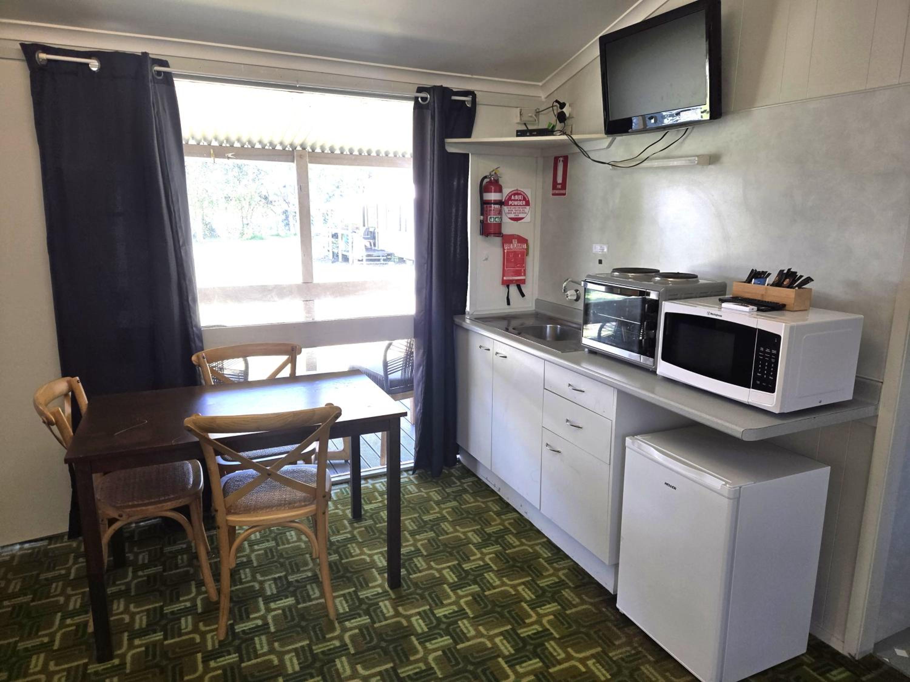 Standard Accessible One-Bedroom Cabin - Not Pet Friendly photo 3