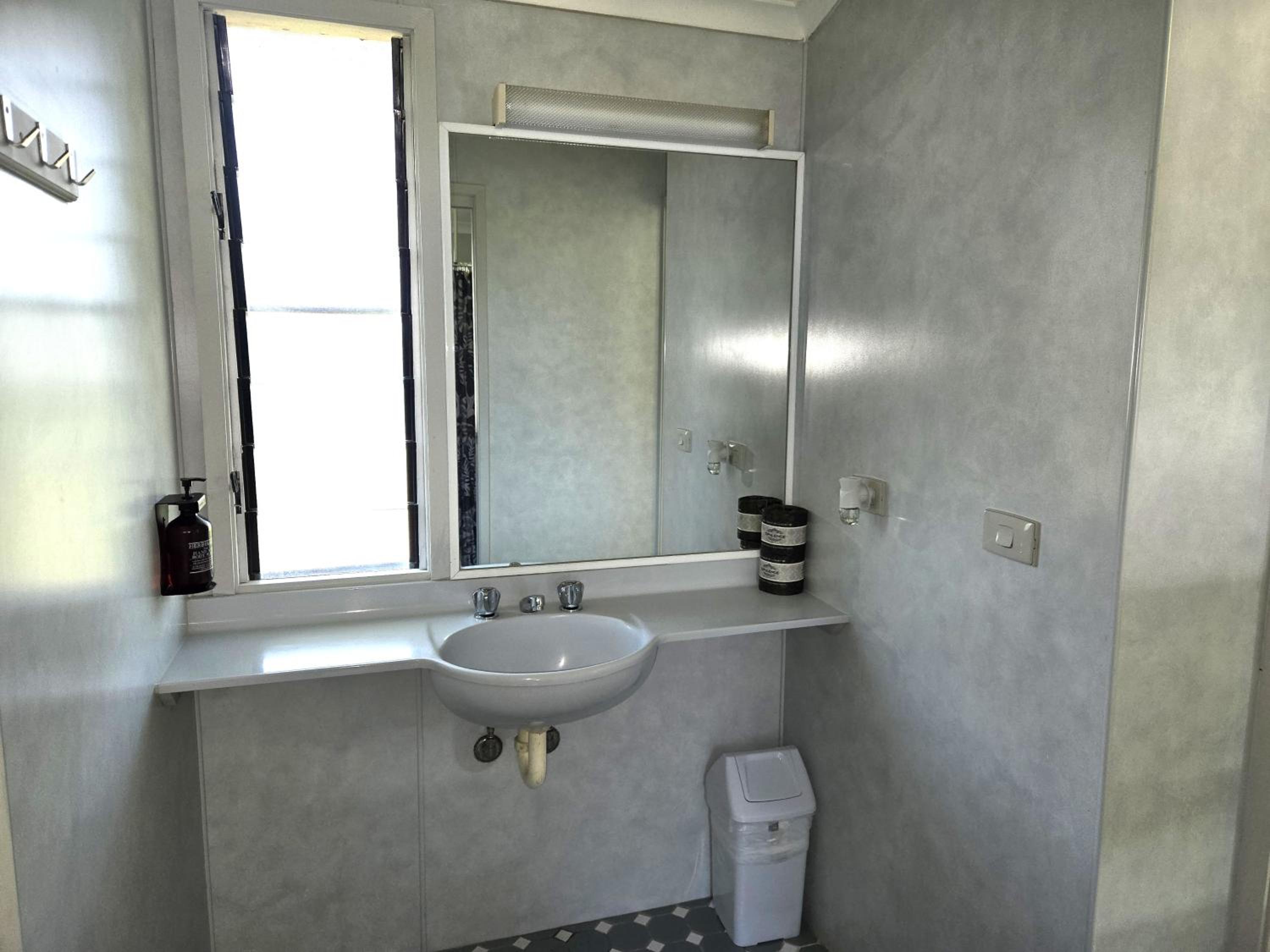 Standard Accessible One-Bedroom Cabin - Not Pet Friendly