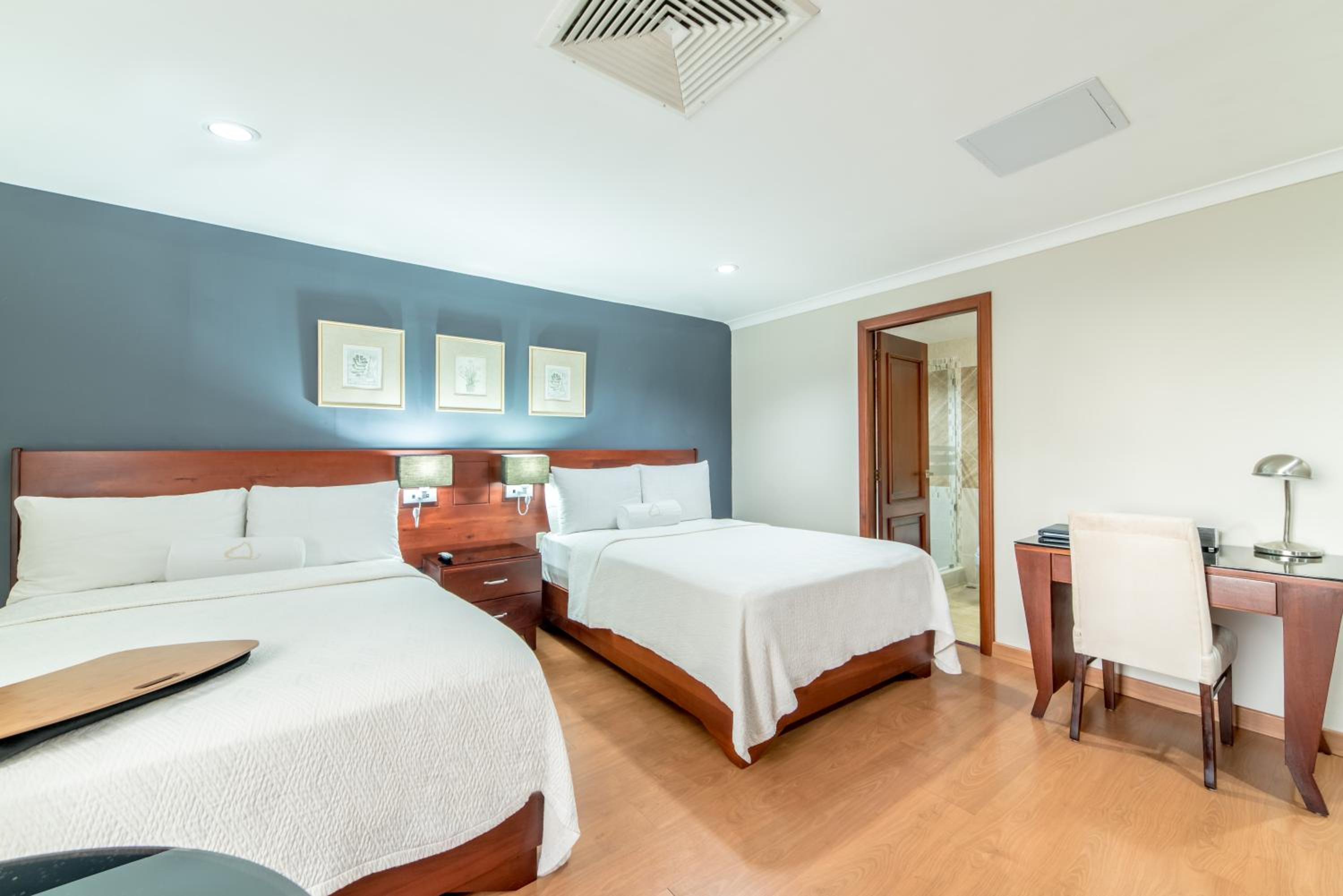 Superior 2 Queen Bed