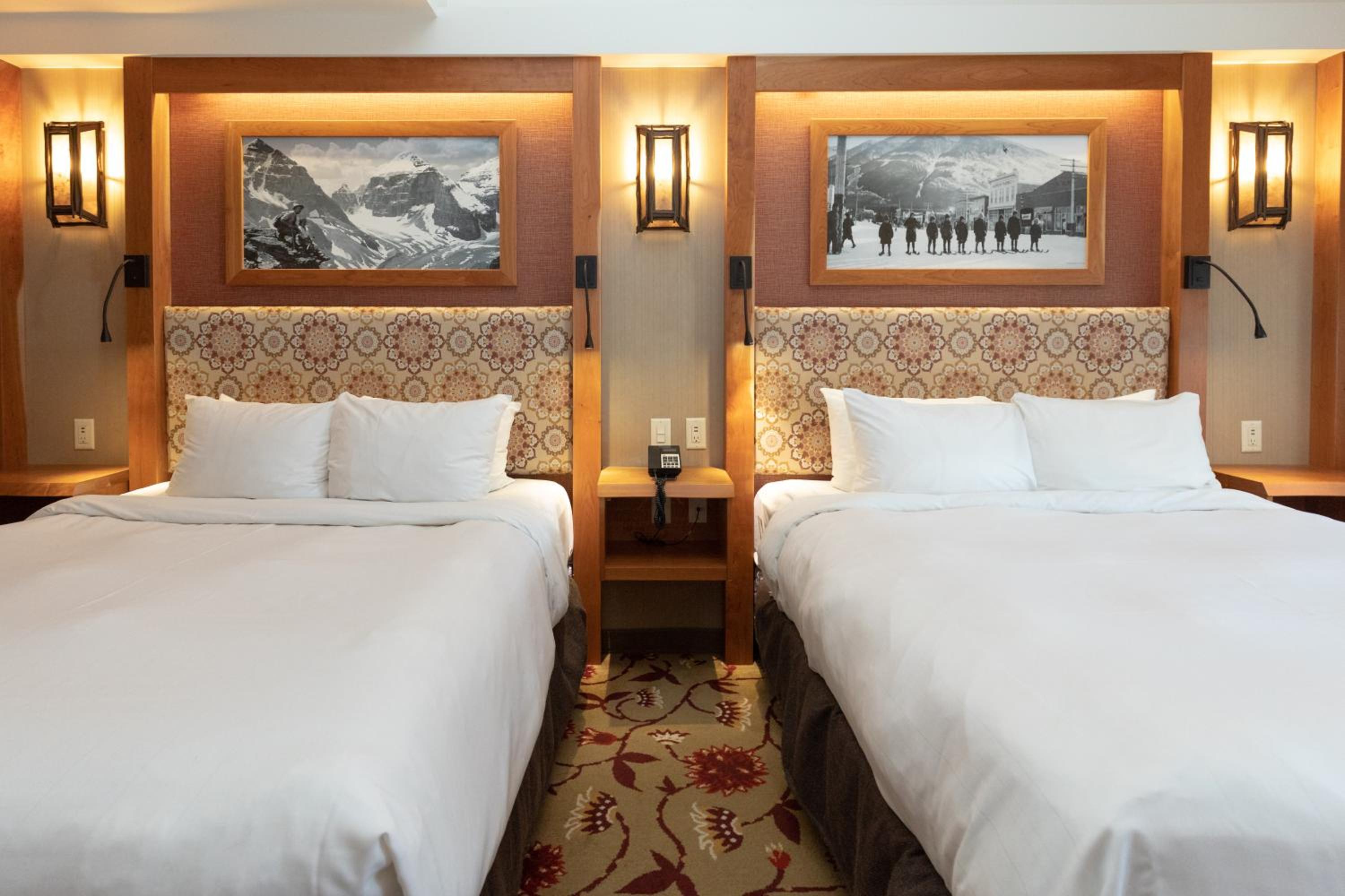 Superior Two Queen Room With Balcony - Photo 4