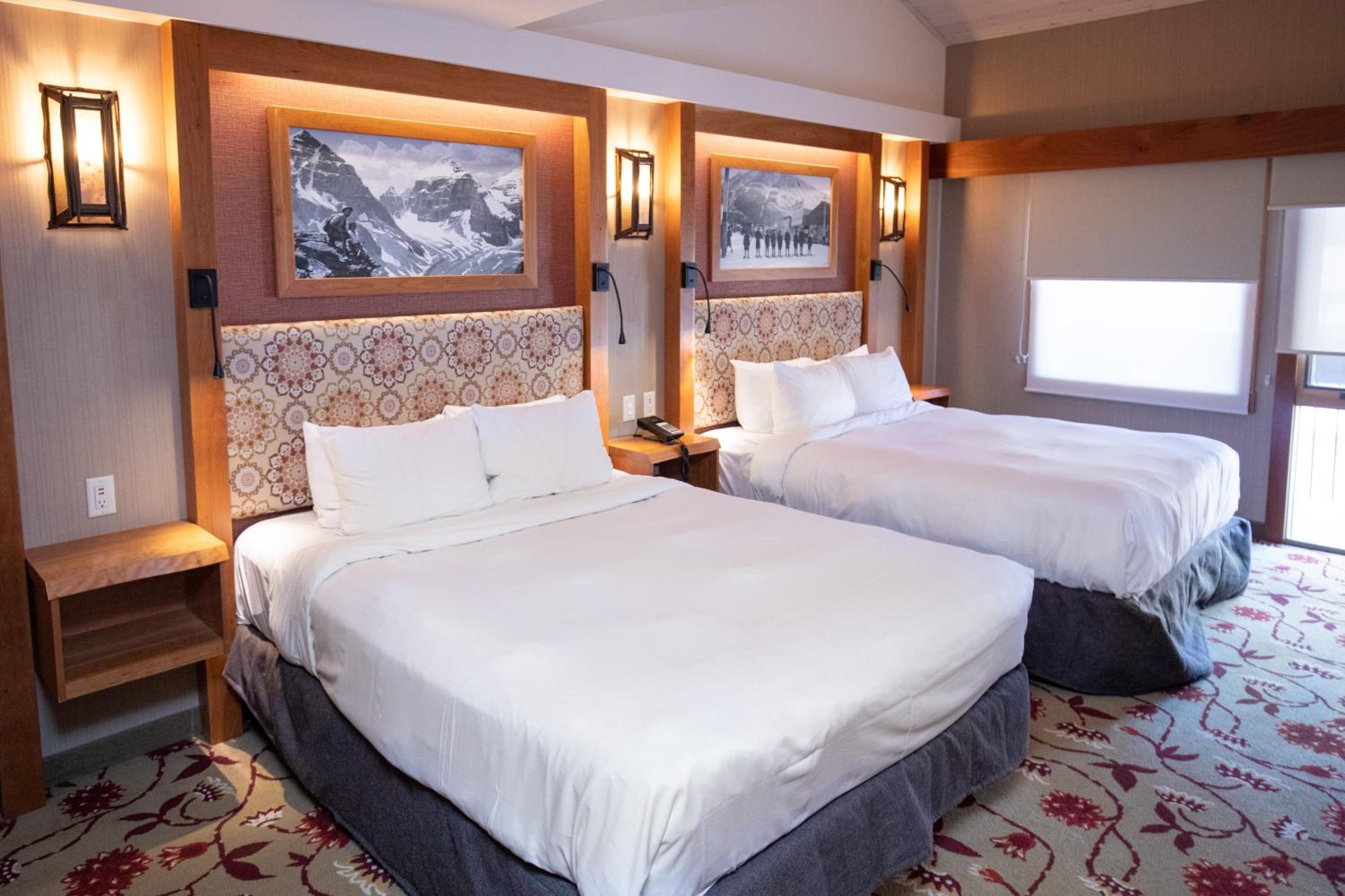 Superior Two Queen Room With Balcony - Photo 5