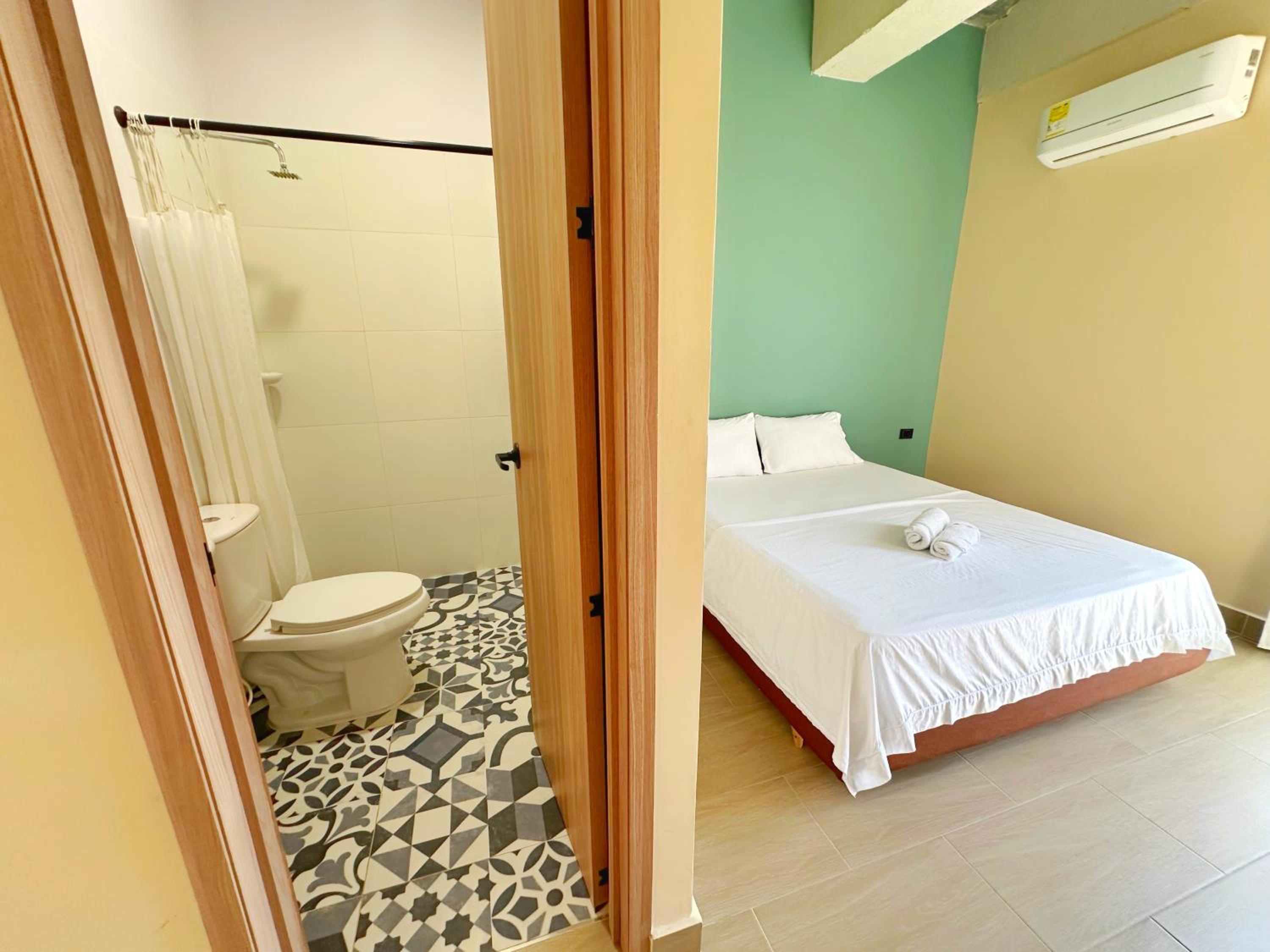 Standard Double Room photo 3