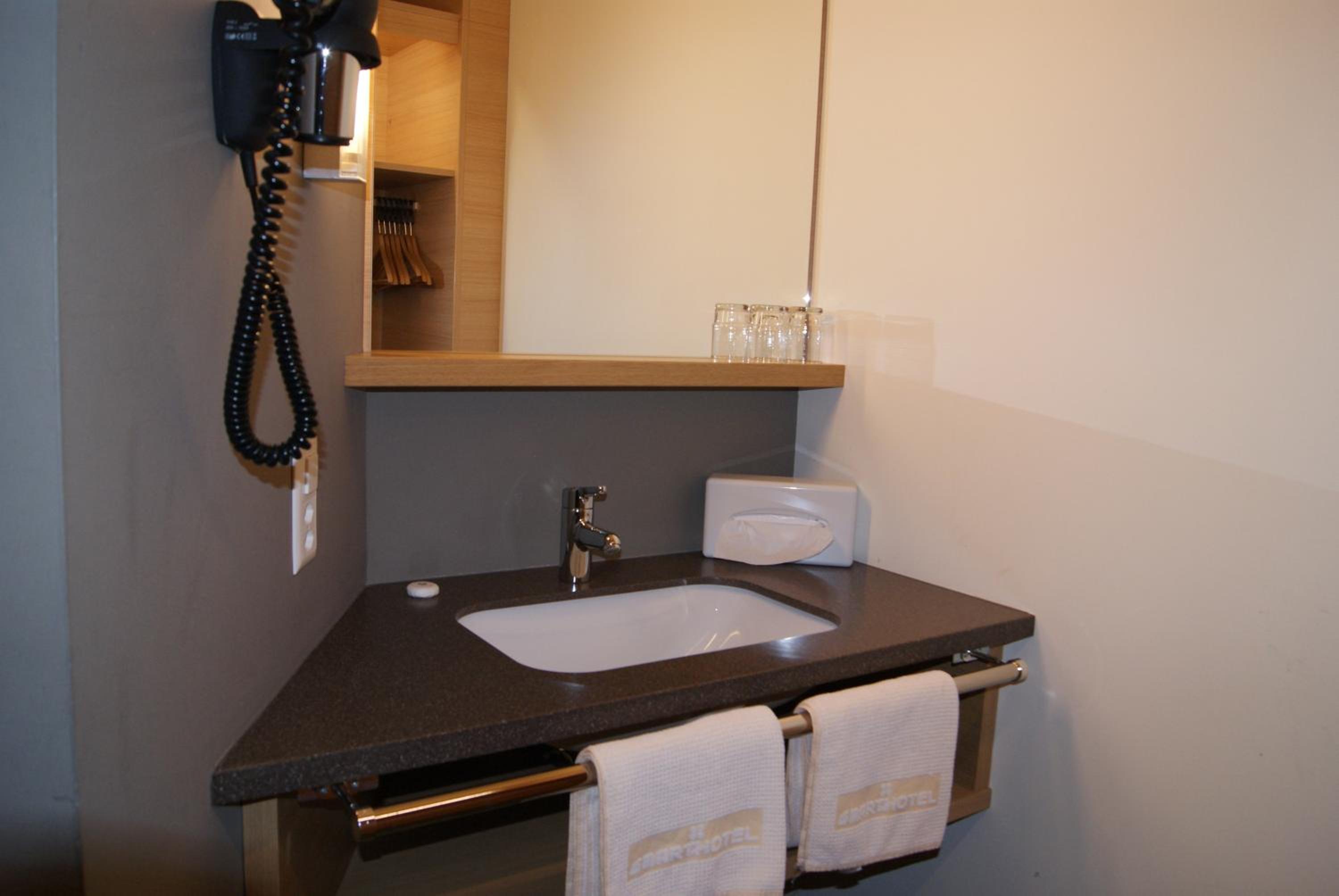 Quadruple Room - Photo 2