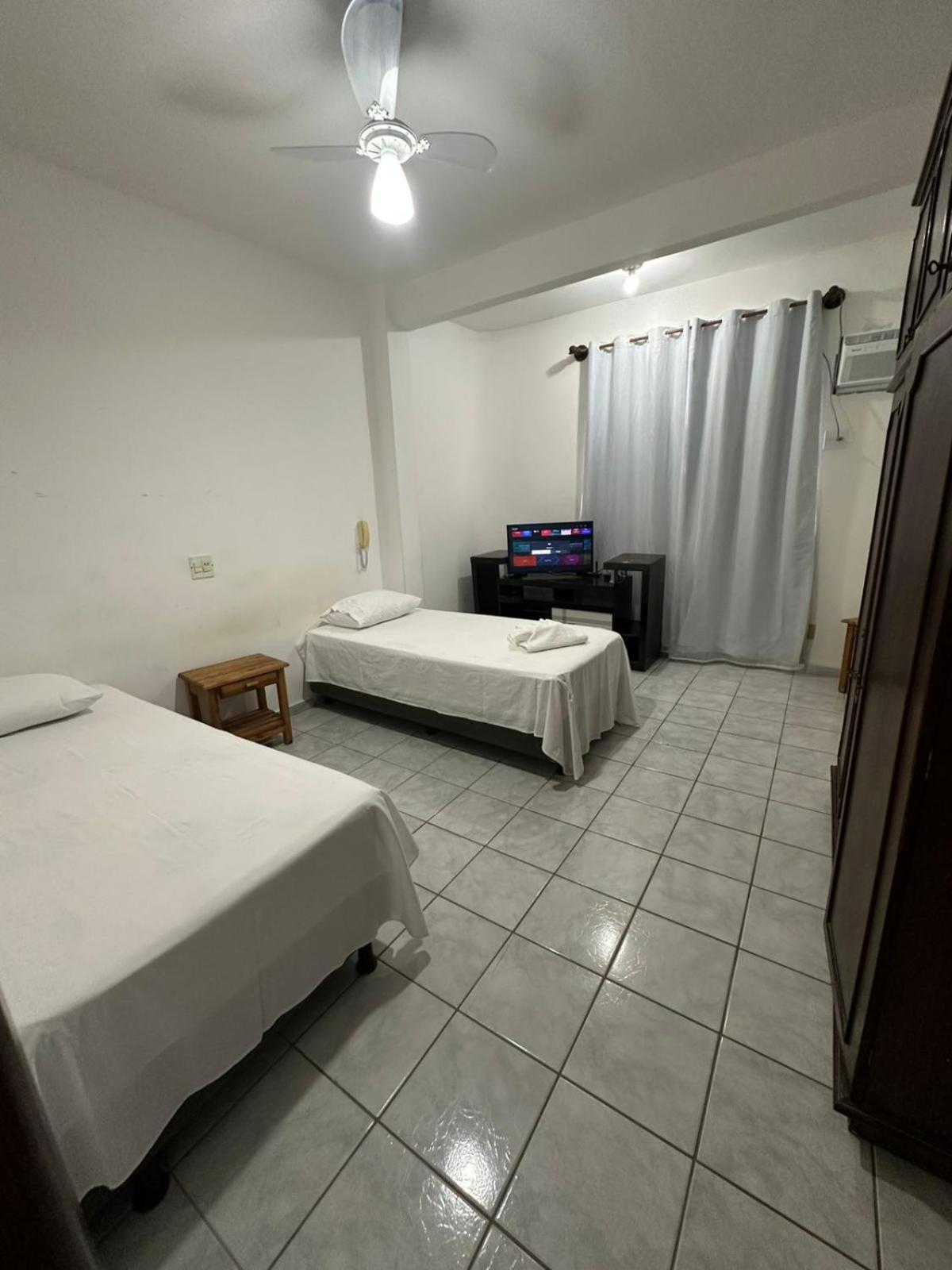 One-Bedroom Apartment with Sea View photo 3