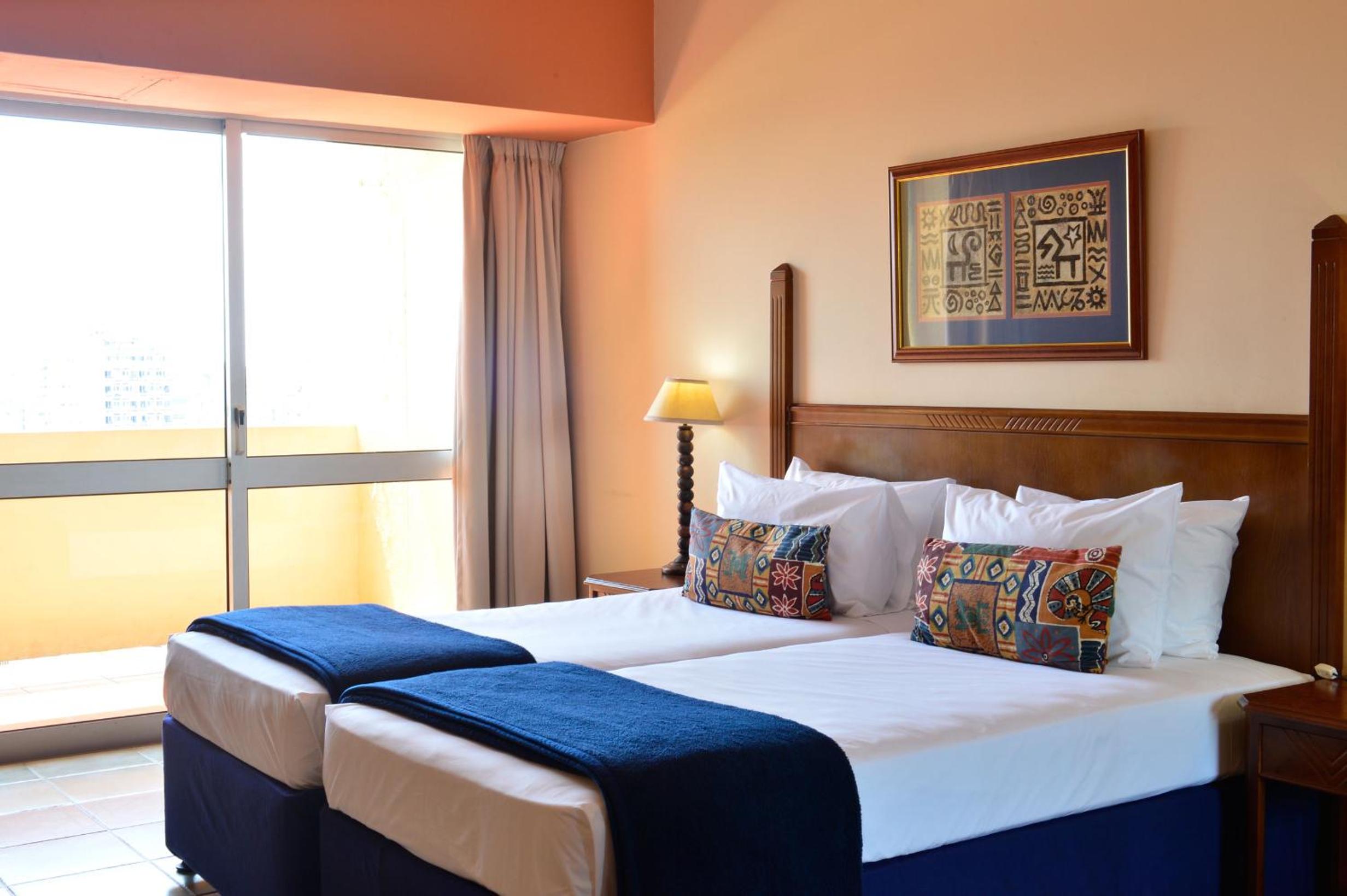 Executive Room - Photo 1