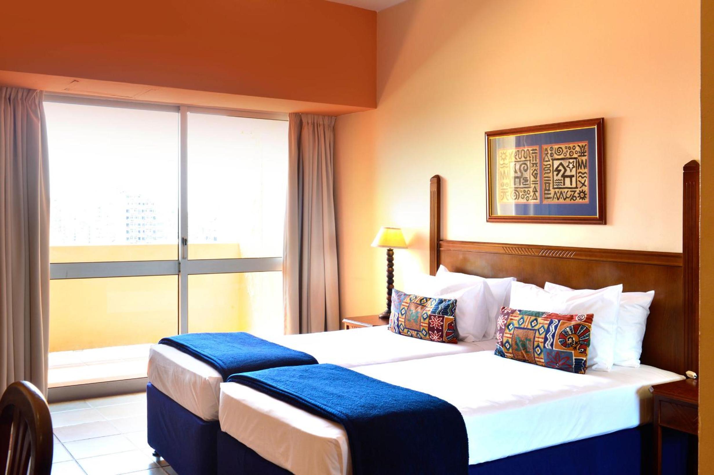 Executive Room - Photo 6