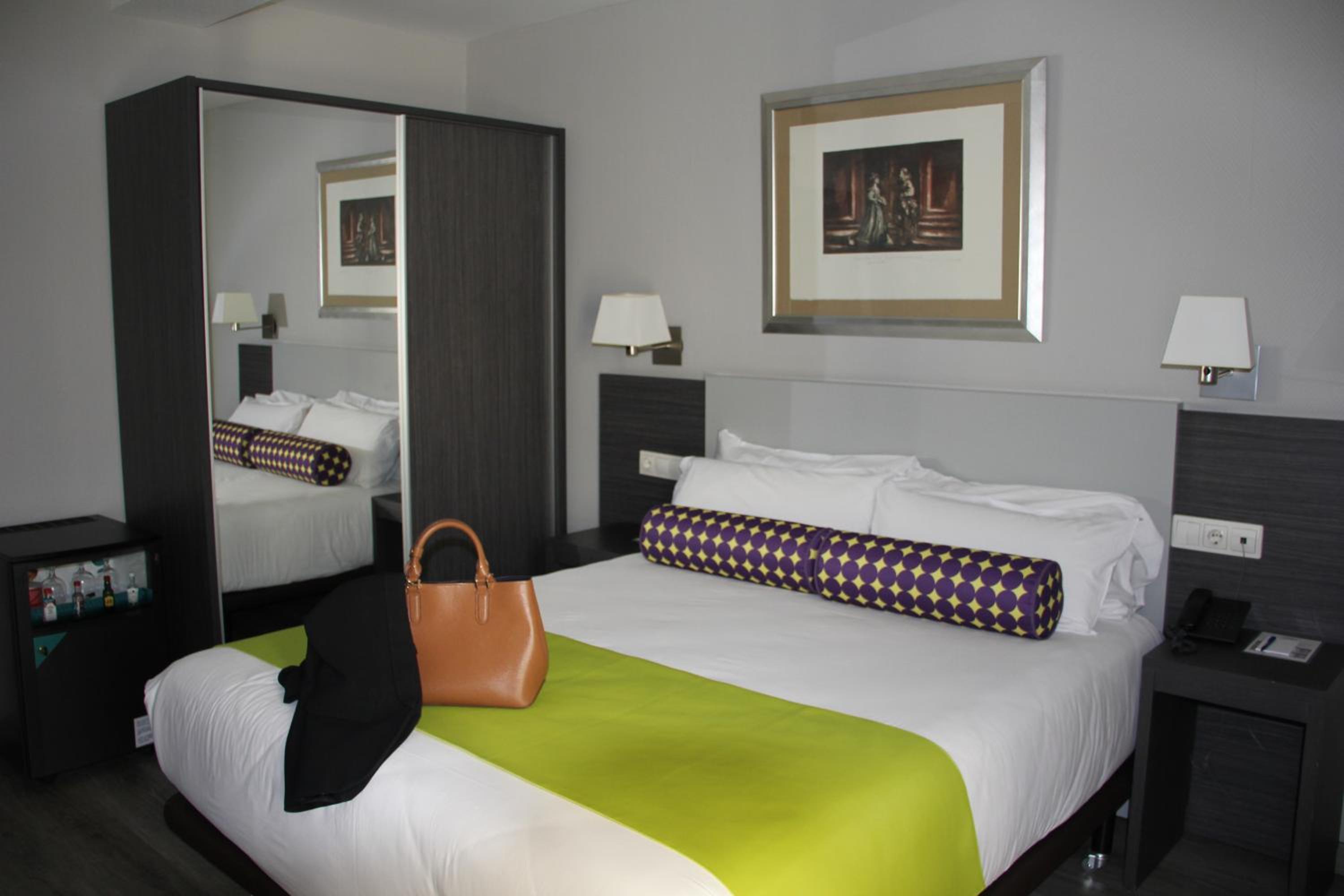 Queen Room - Photo 3