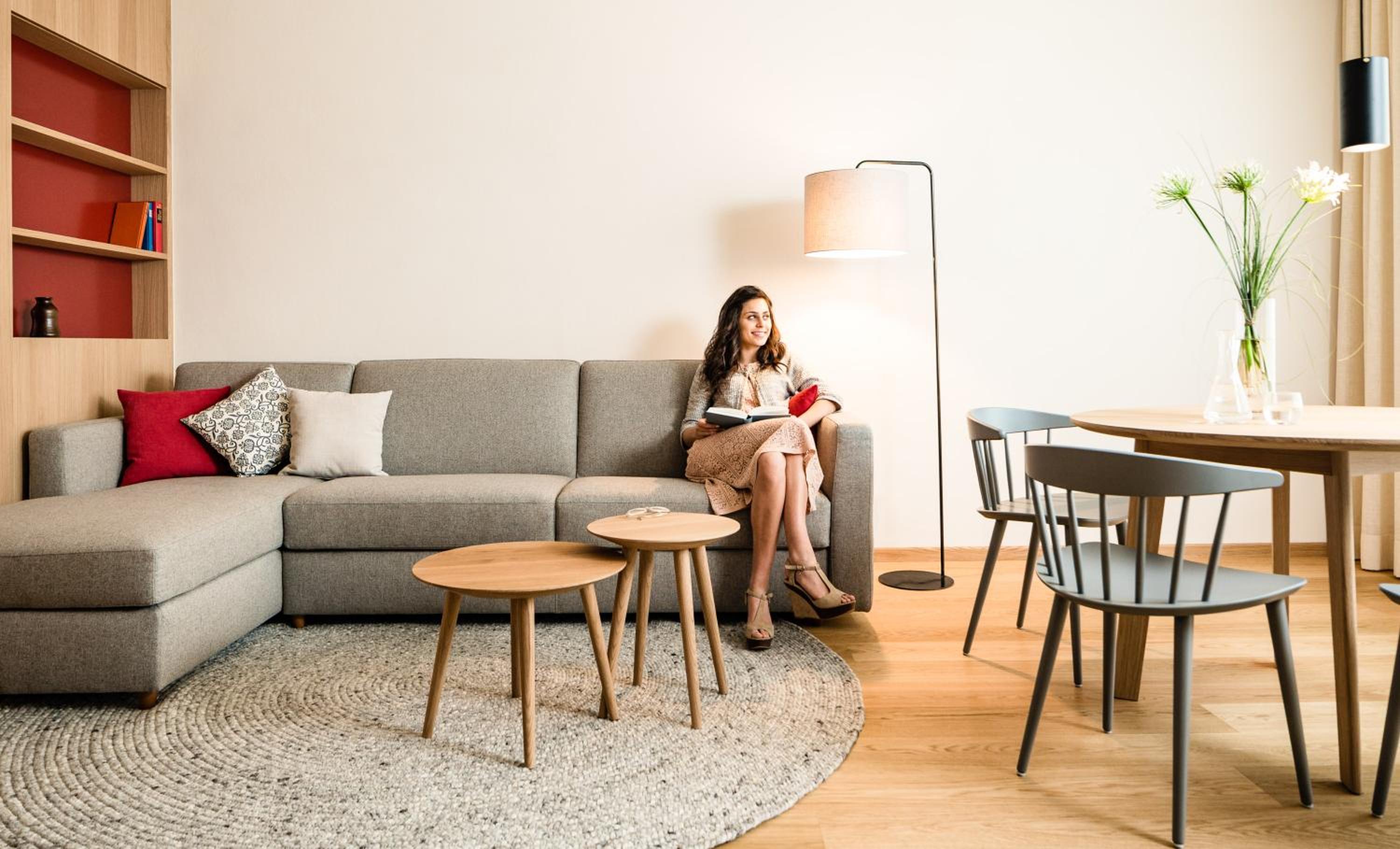 One-Bedroom Apartment with View photo 2