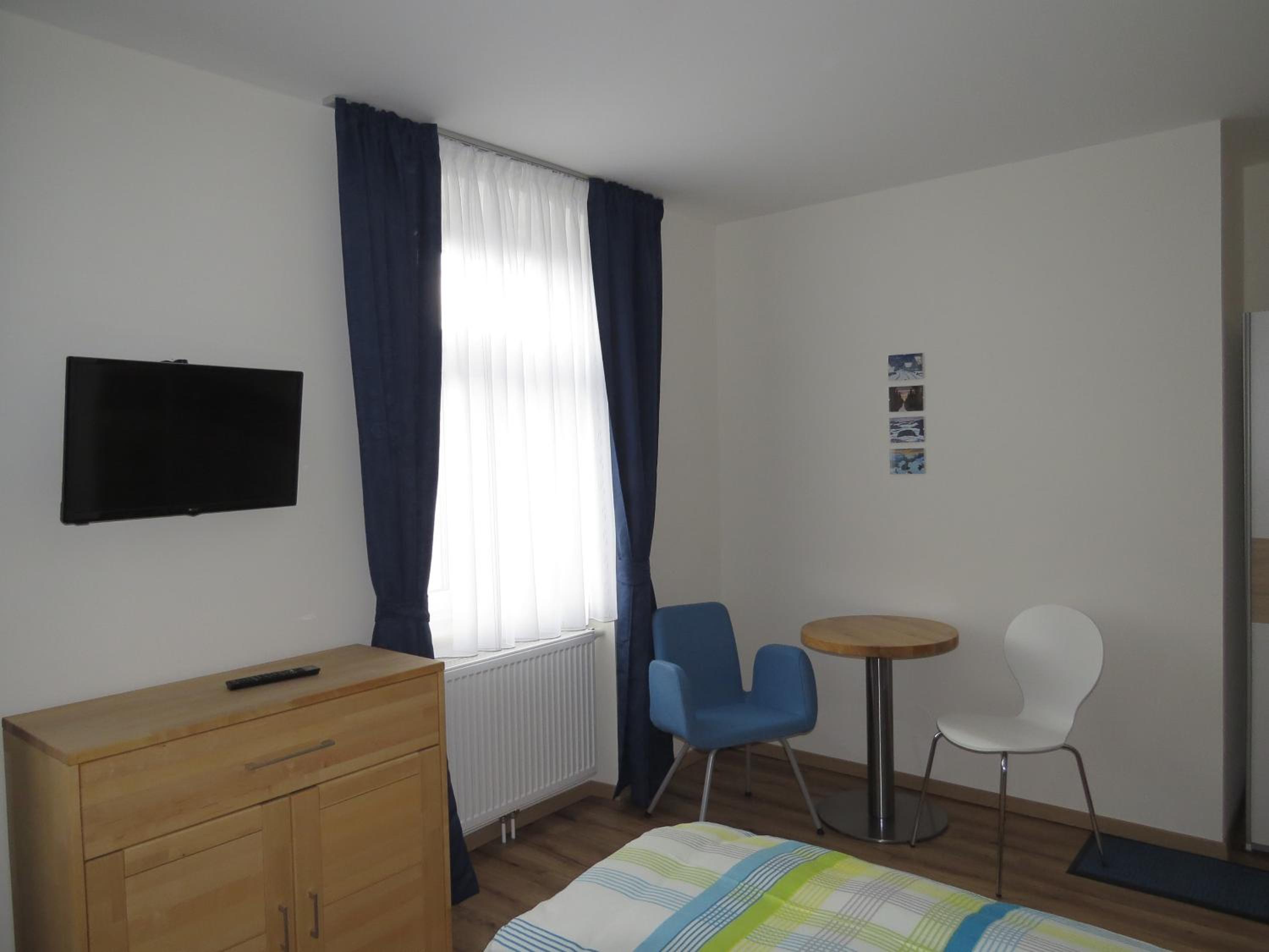 Double Room with Private Bathroom photo 2
