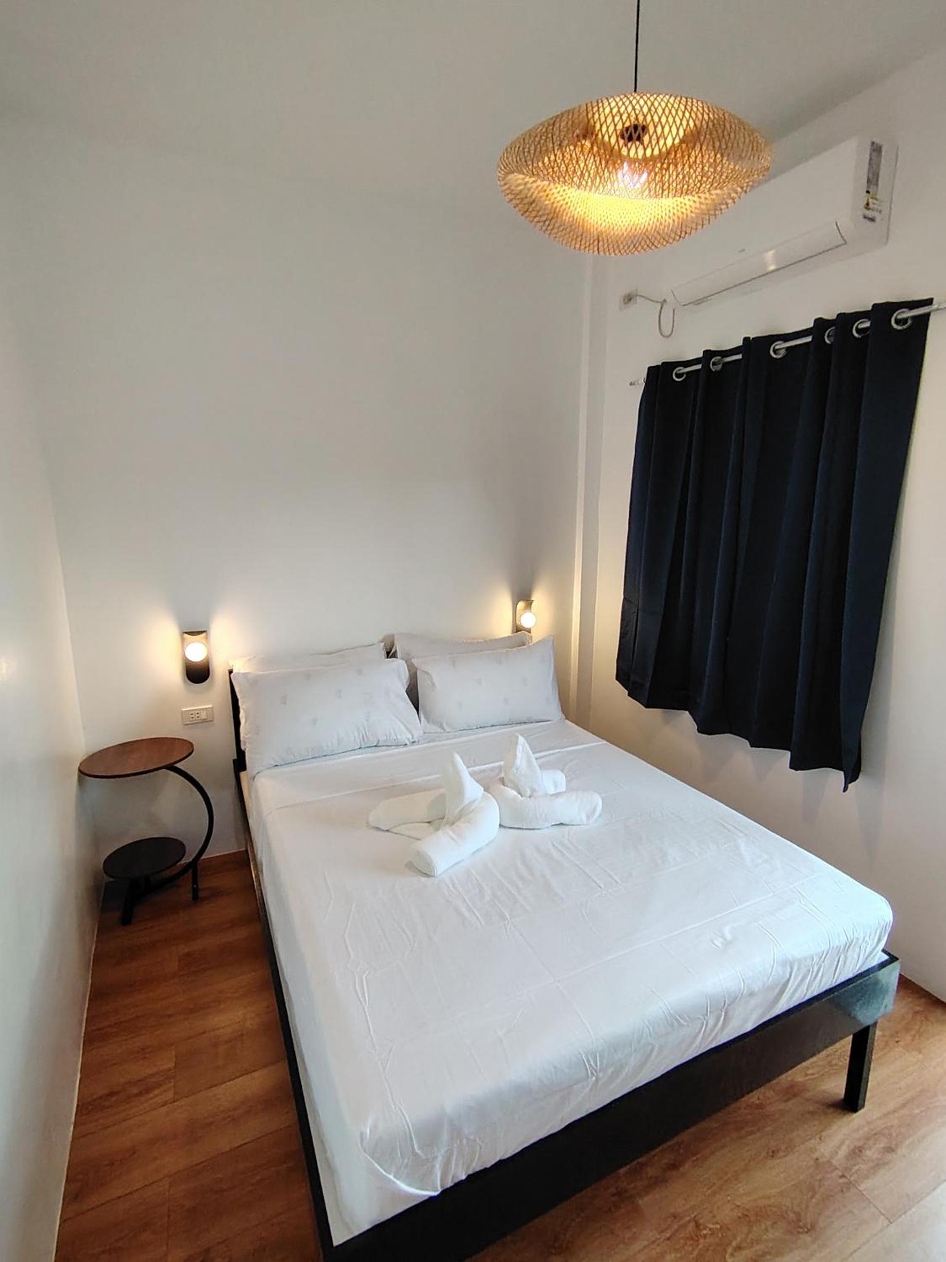 Budget Double Room photo 2