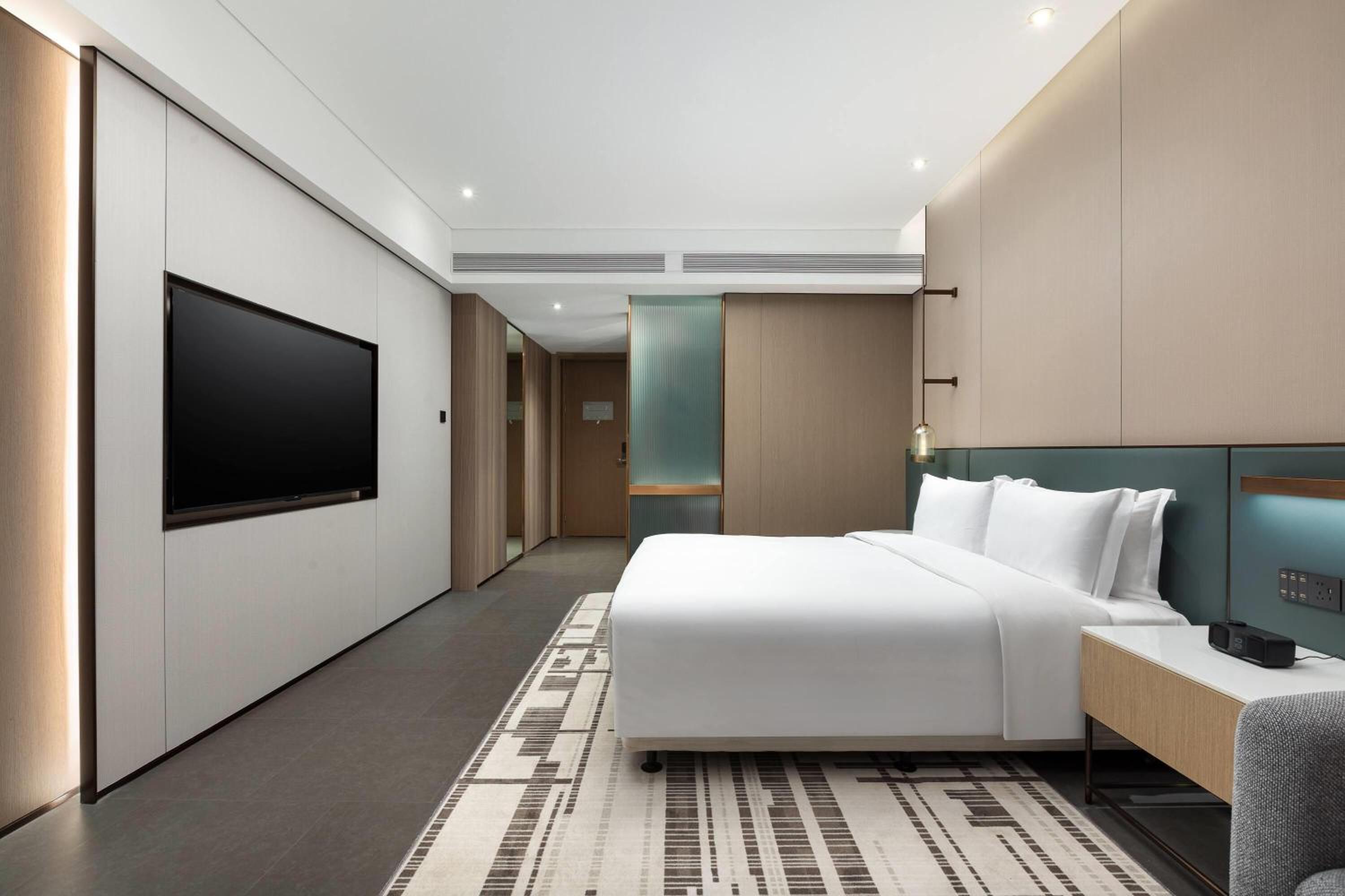 Business King Room - Non-Smoking