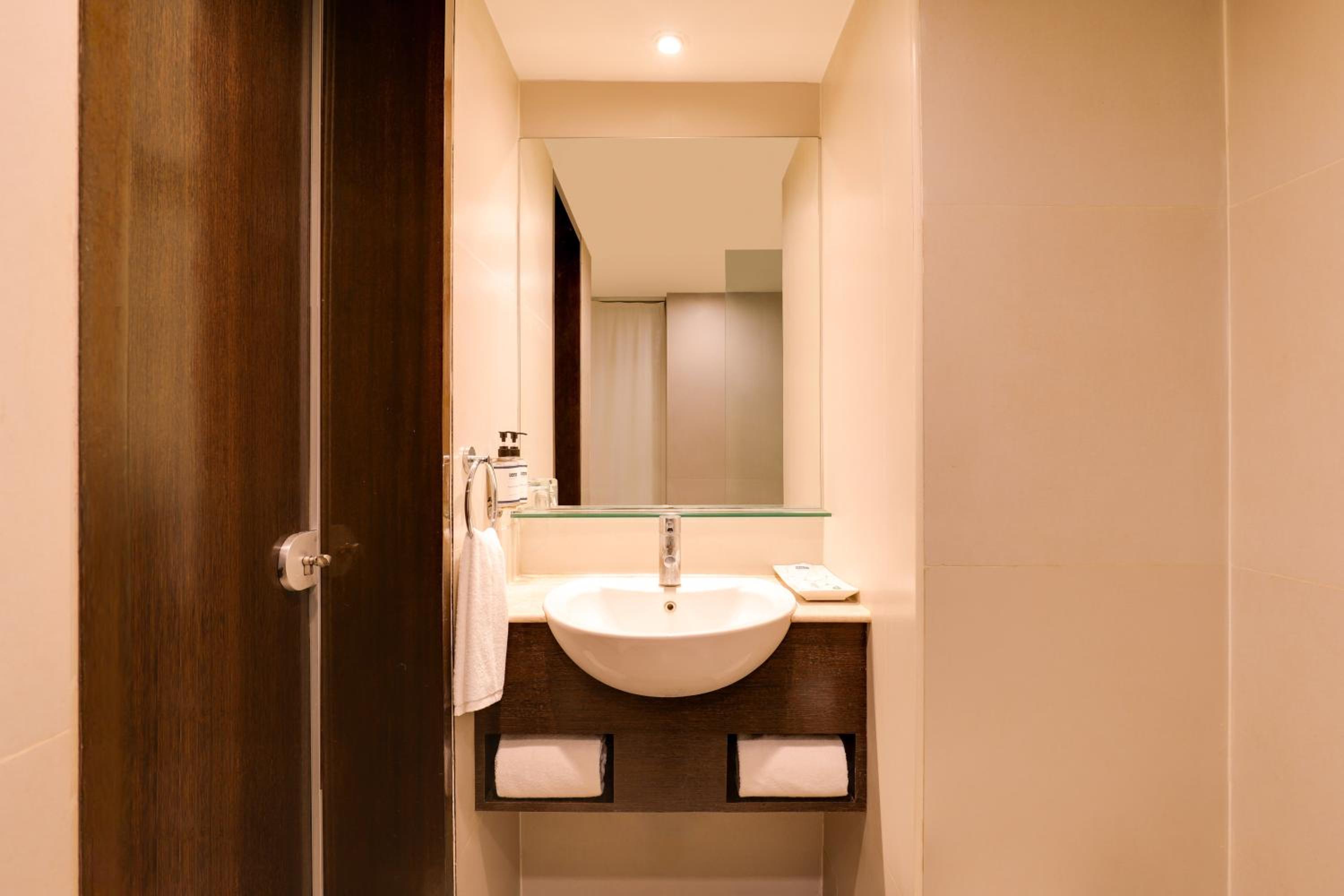 Deluxe Double Room - Photo 6