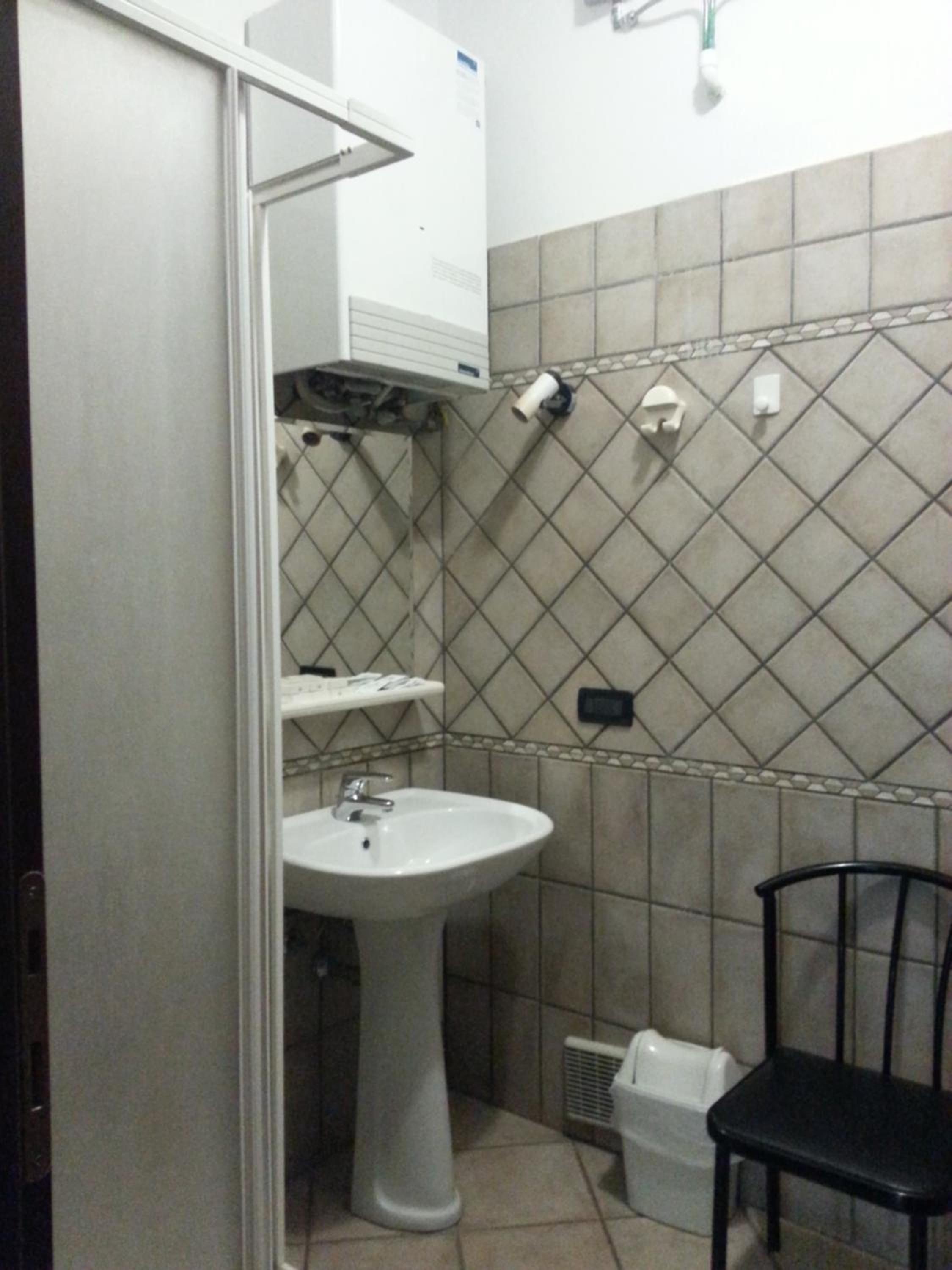 Family Room with Private Bathroom photo 3