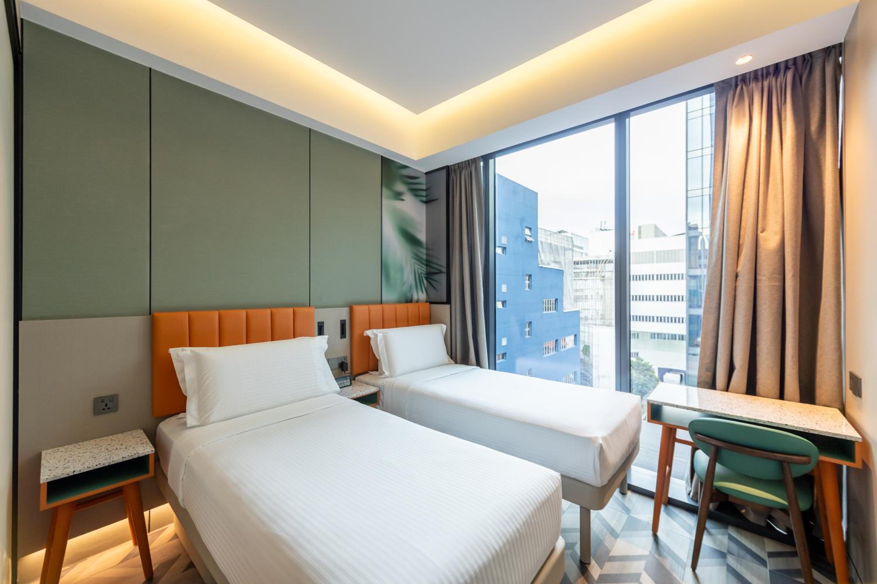 Superior Room with 2 Single Beds photo 3