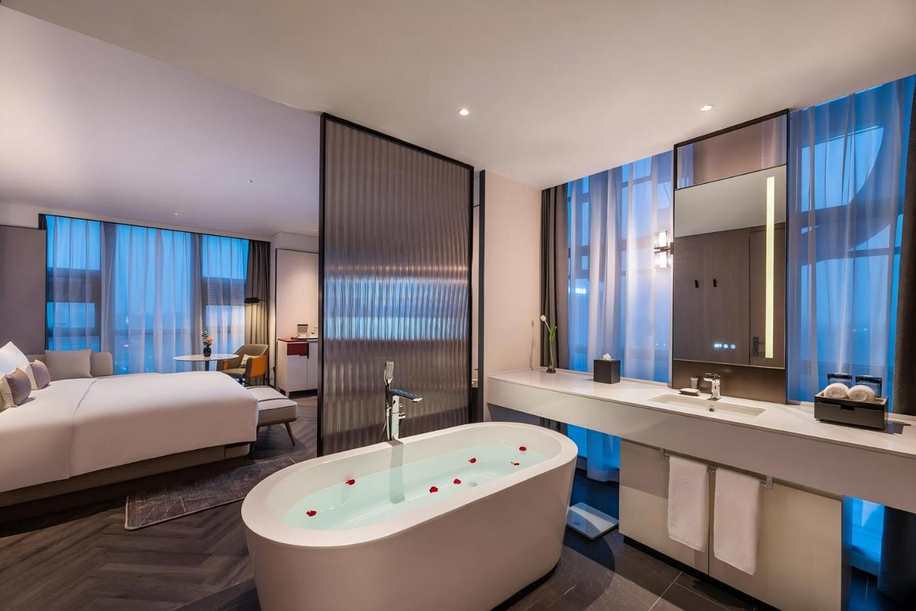 Double Room with Spa Bath