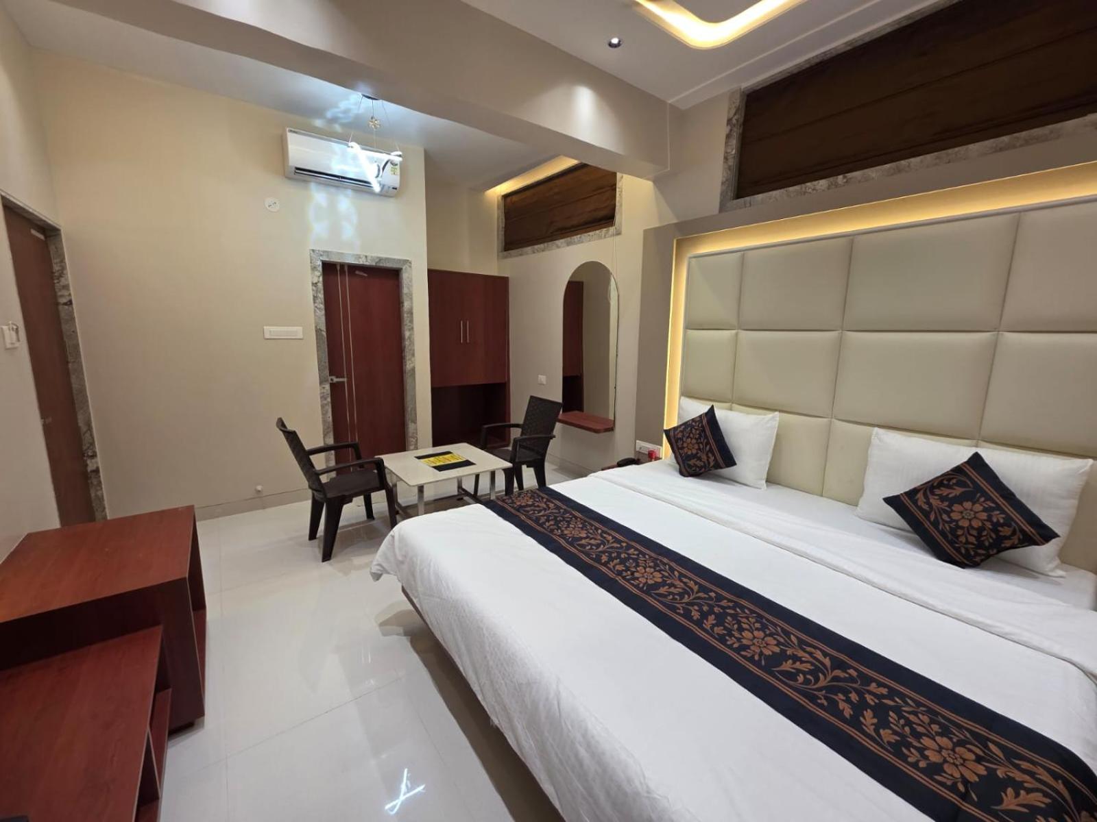 Superior Double Room photo 2