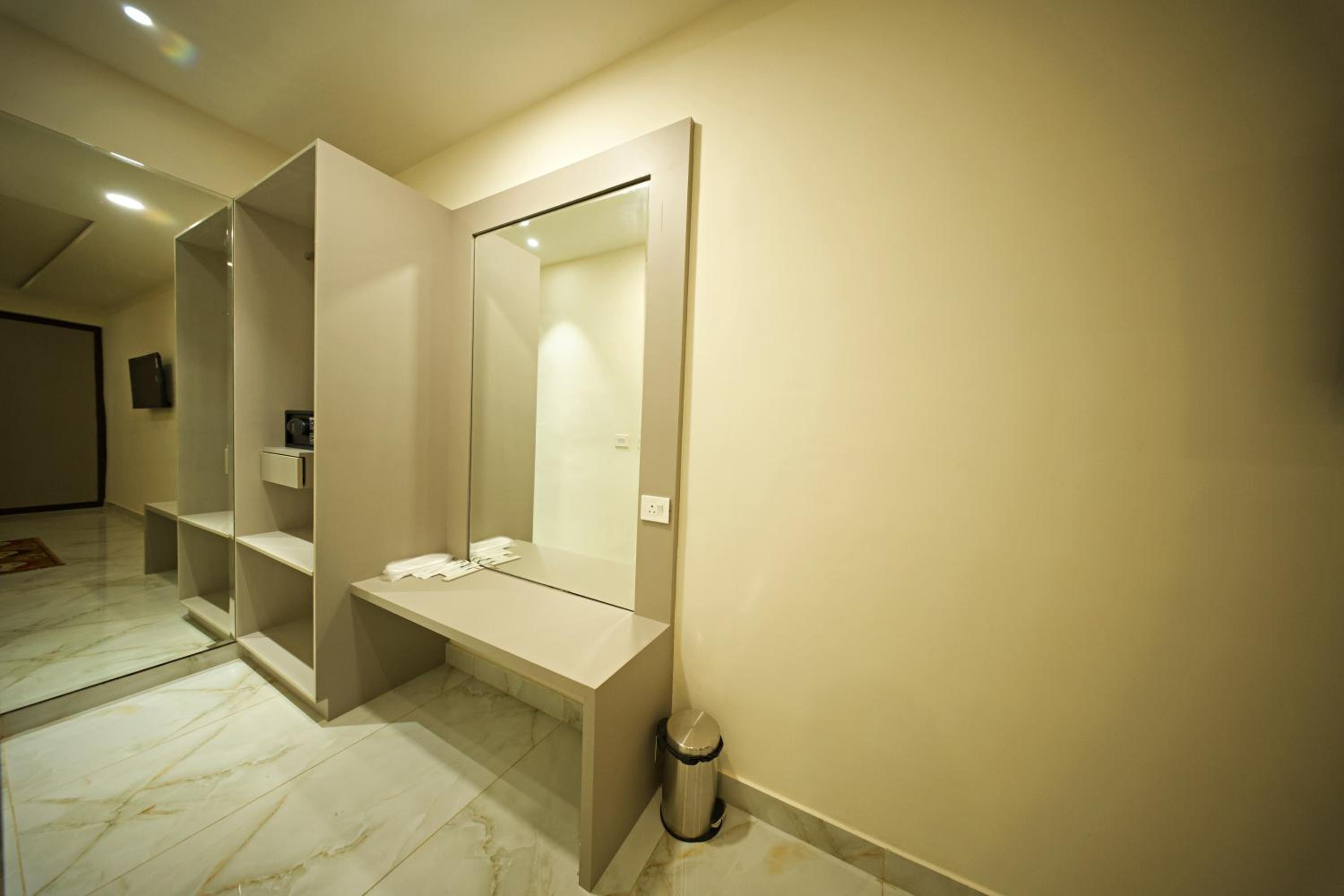 Deluxe Twin Room - Photo 5