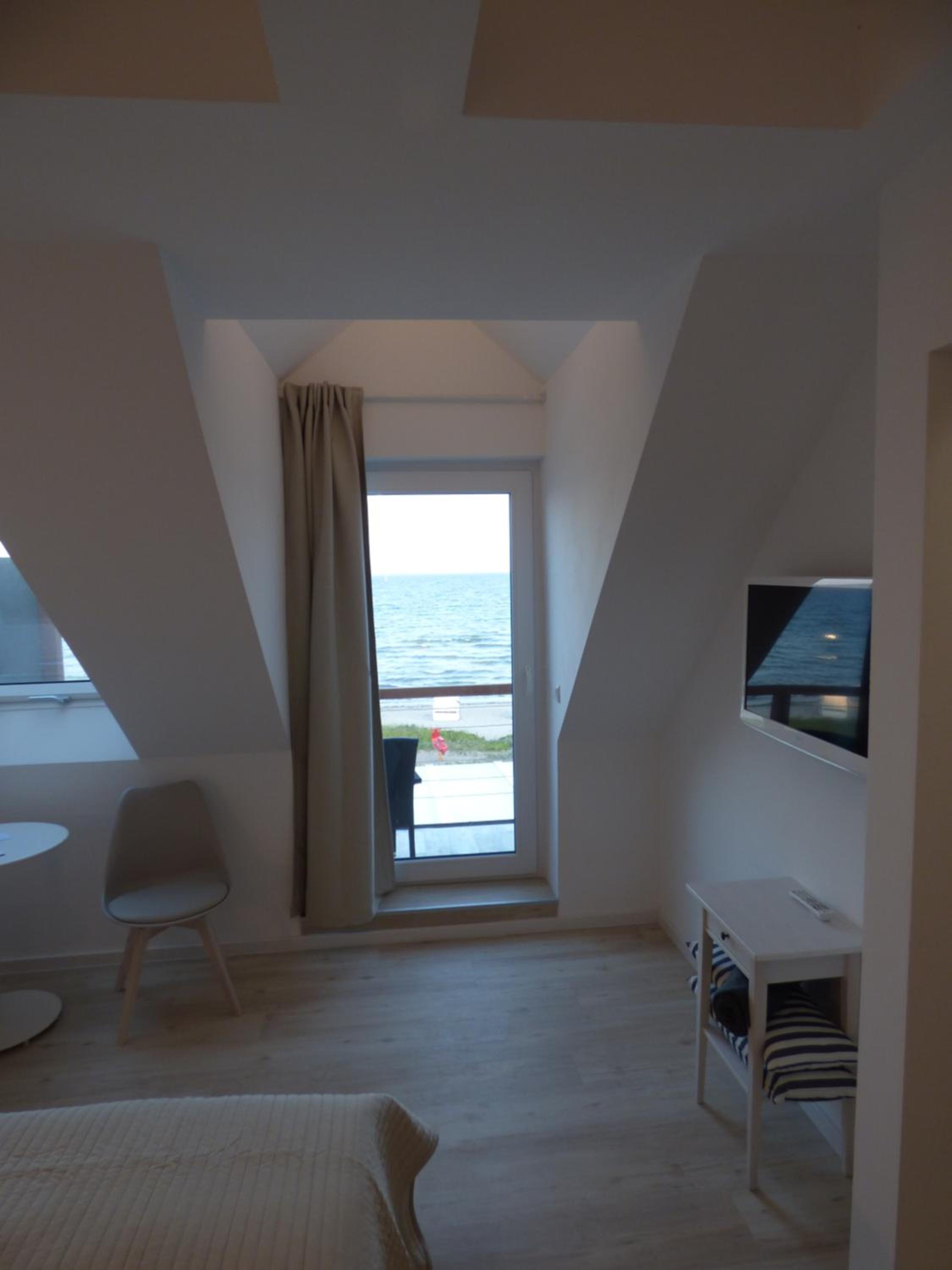 Double Room with Sea View and Balcony photo 2