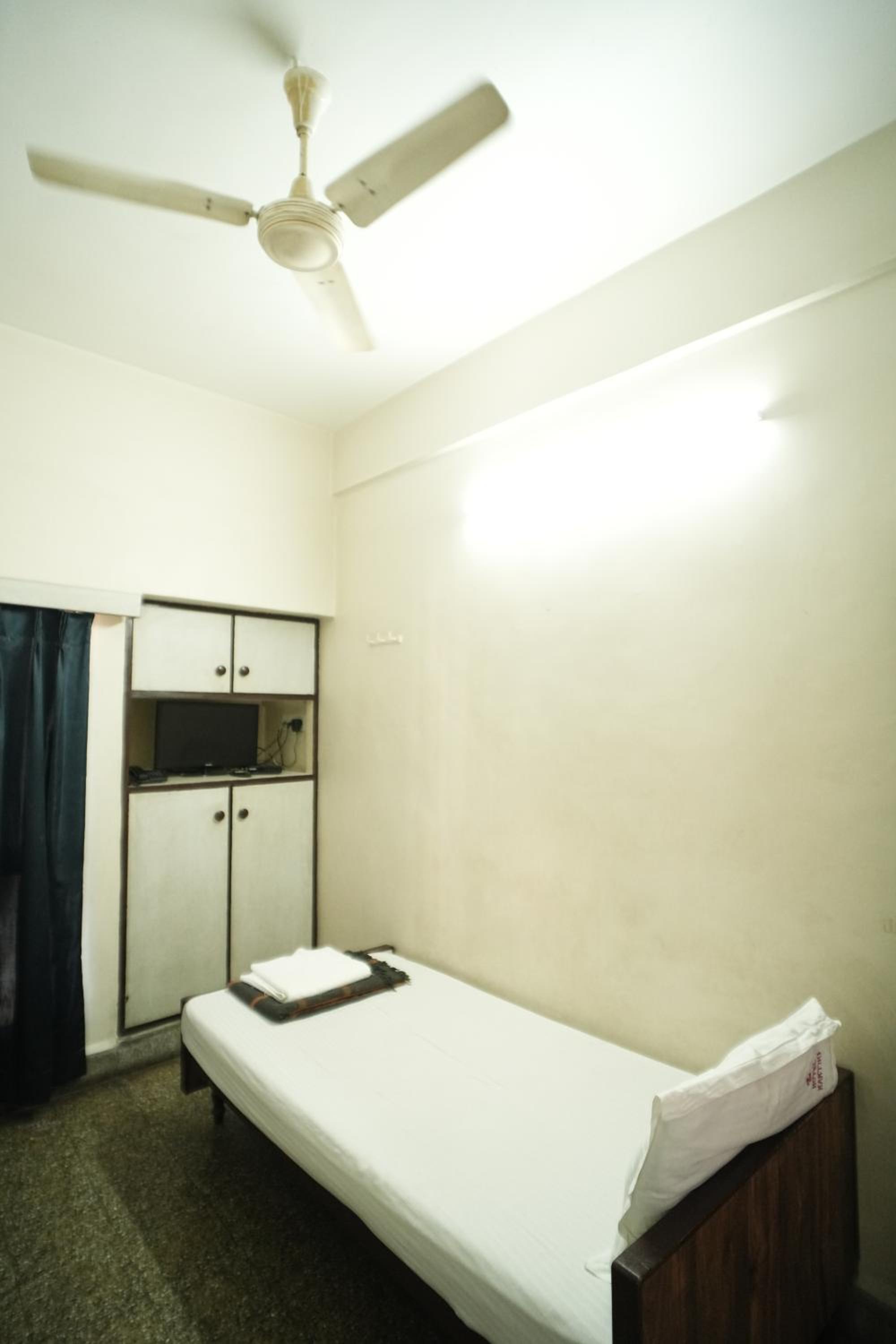 Economy Single Room