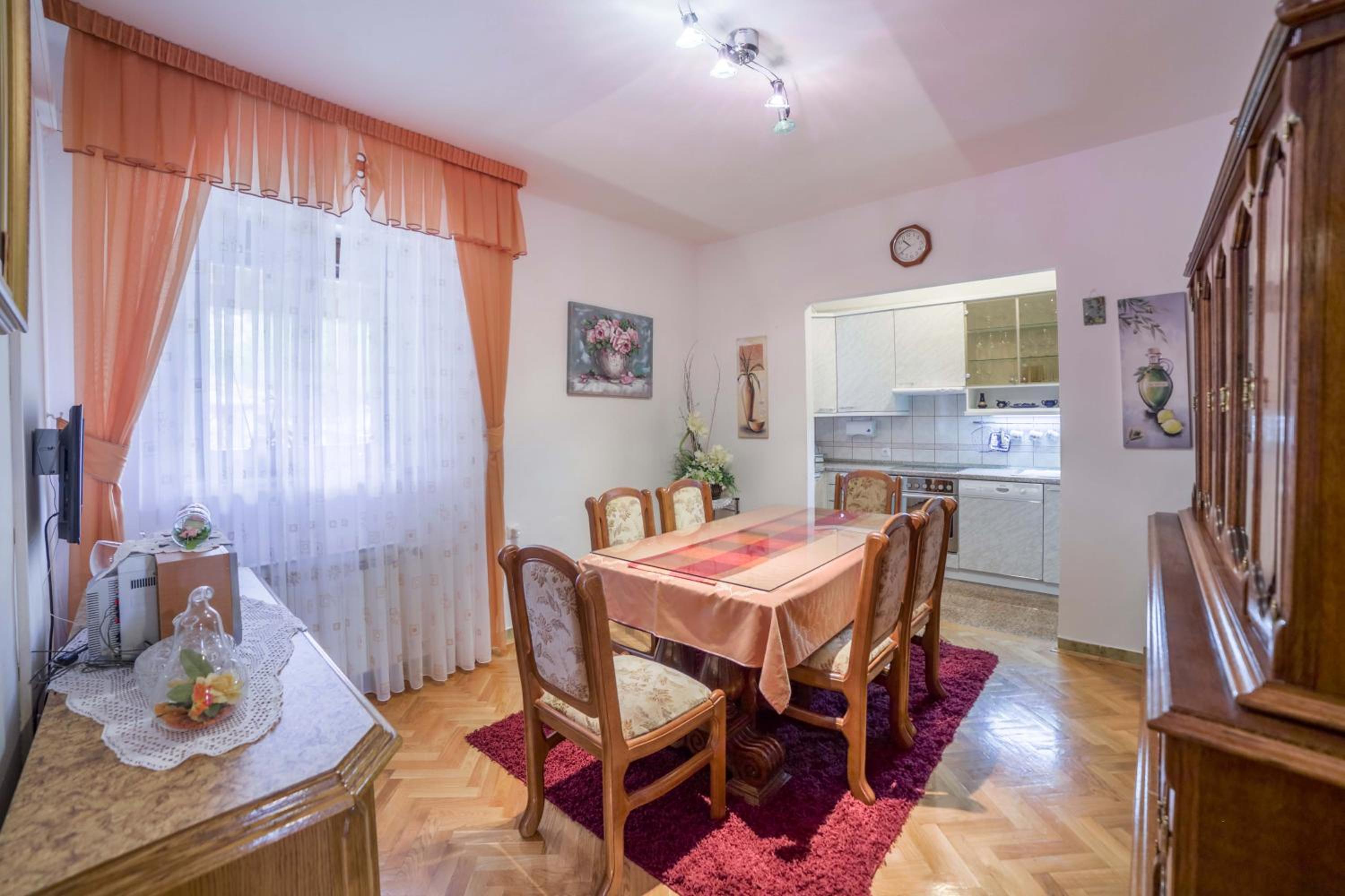Apartment - Ground Floor photo 3