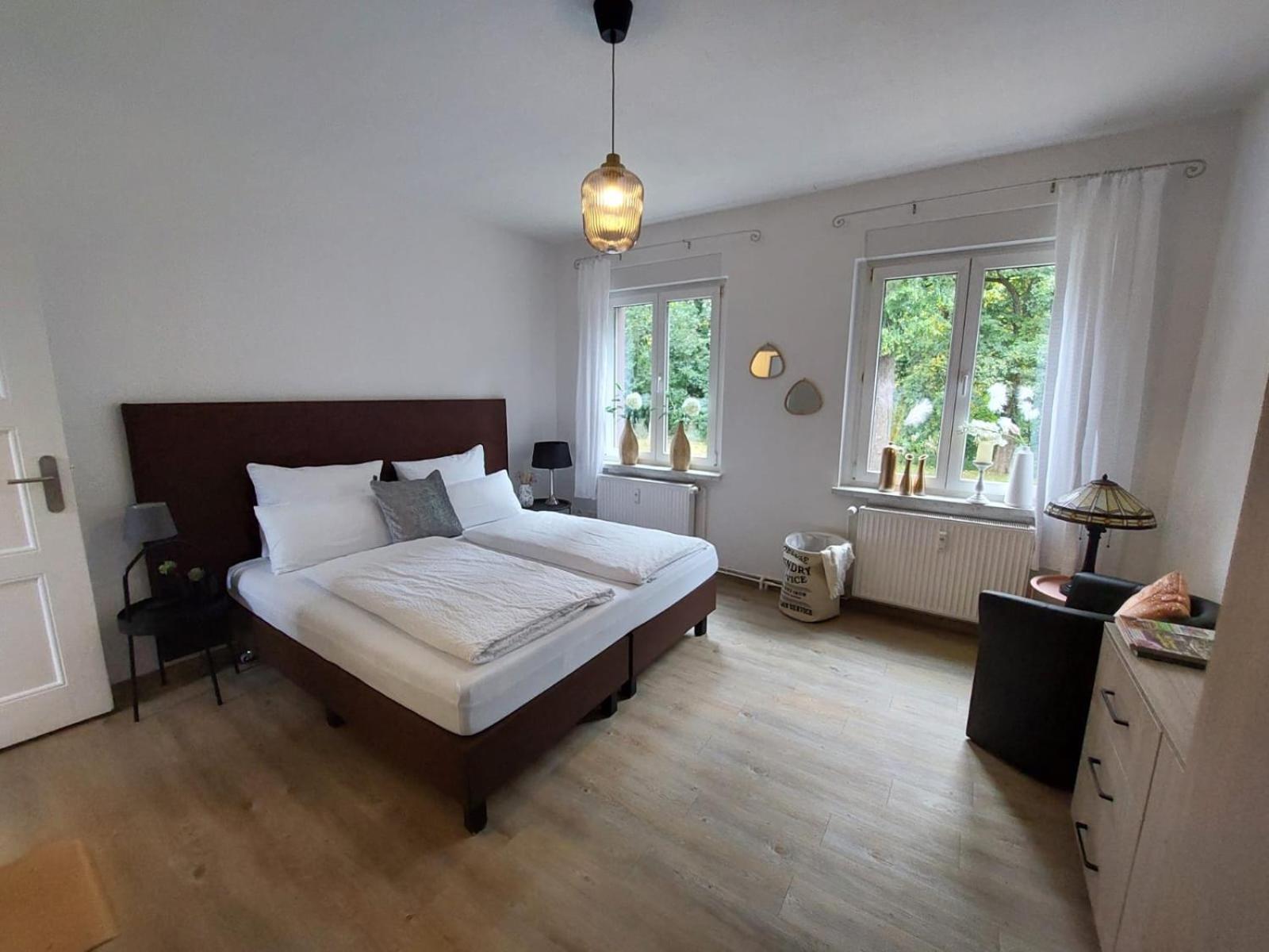 Apartment with Balcony photo 2