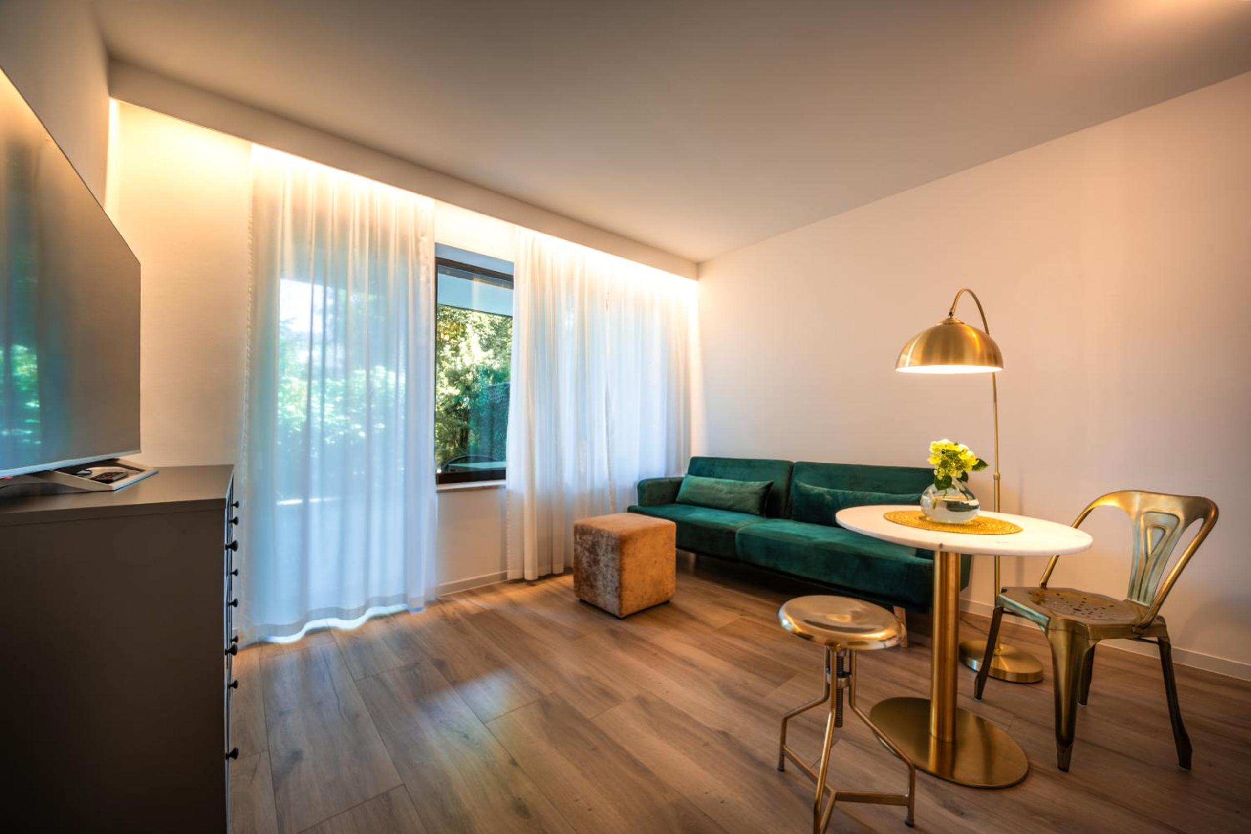 Apartment with Terrace