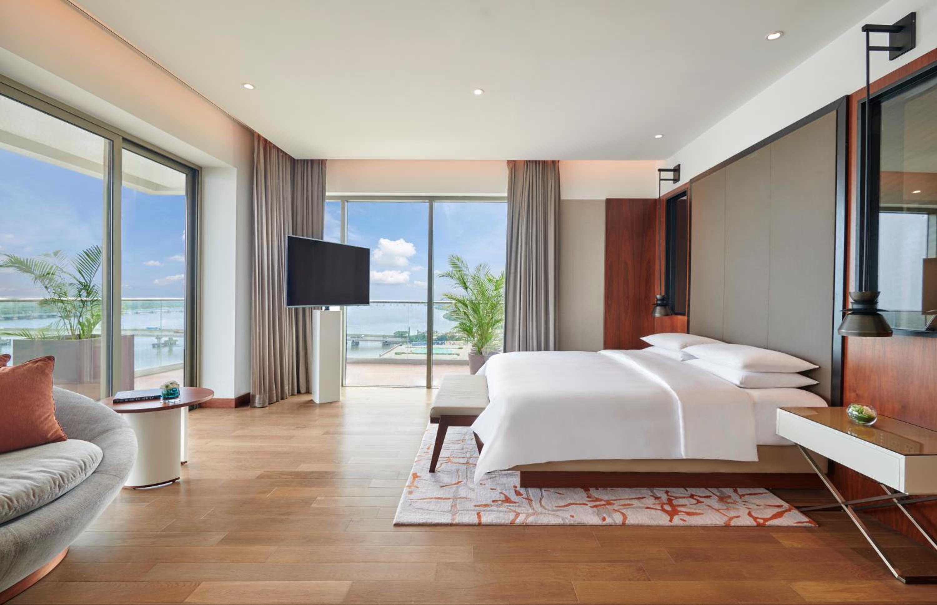 Grand Terrace Suite with Backwater View
