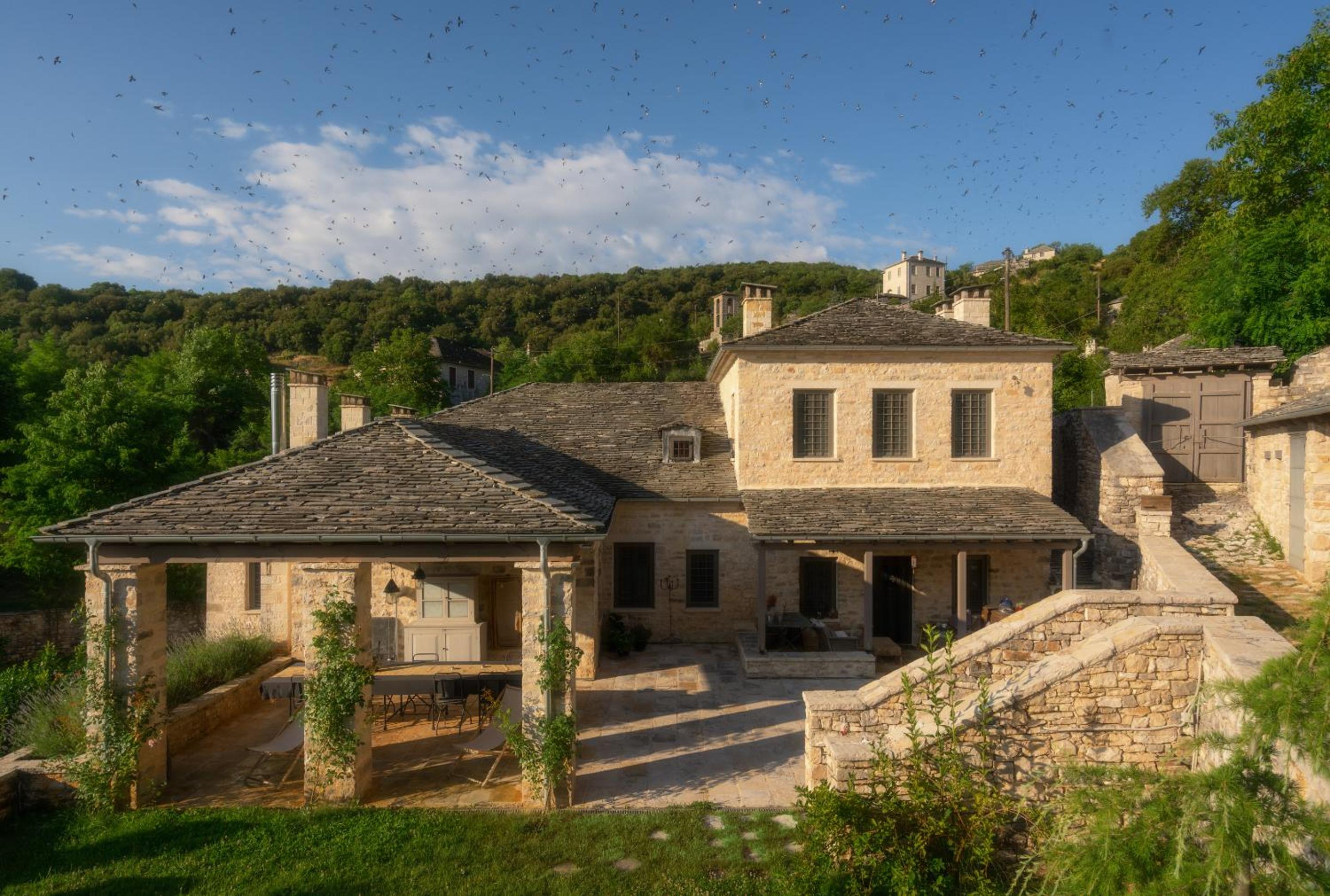 Superior Villa photo 1