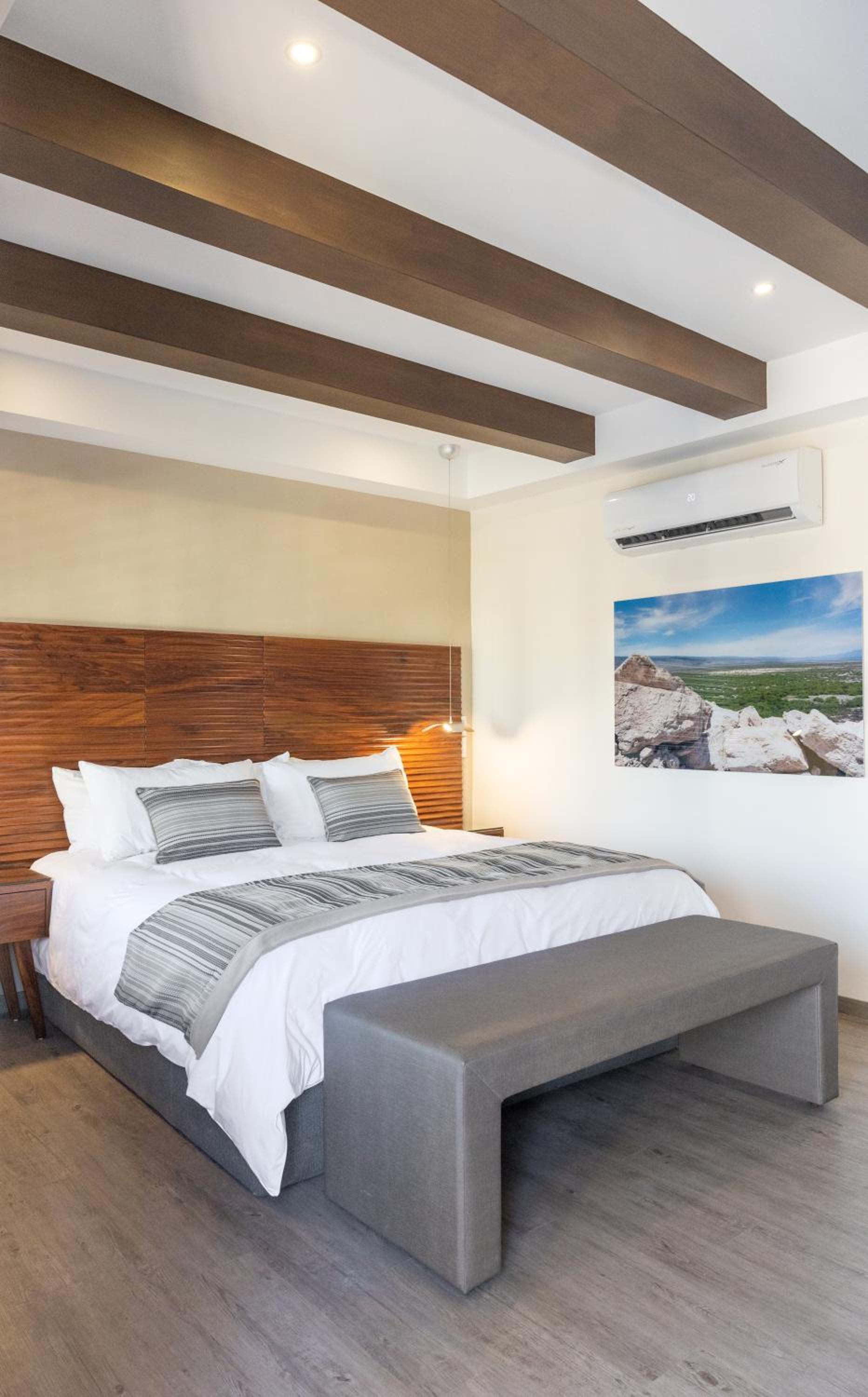 Superior Queen Room