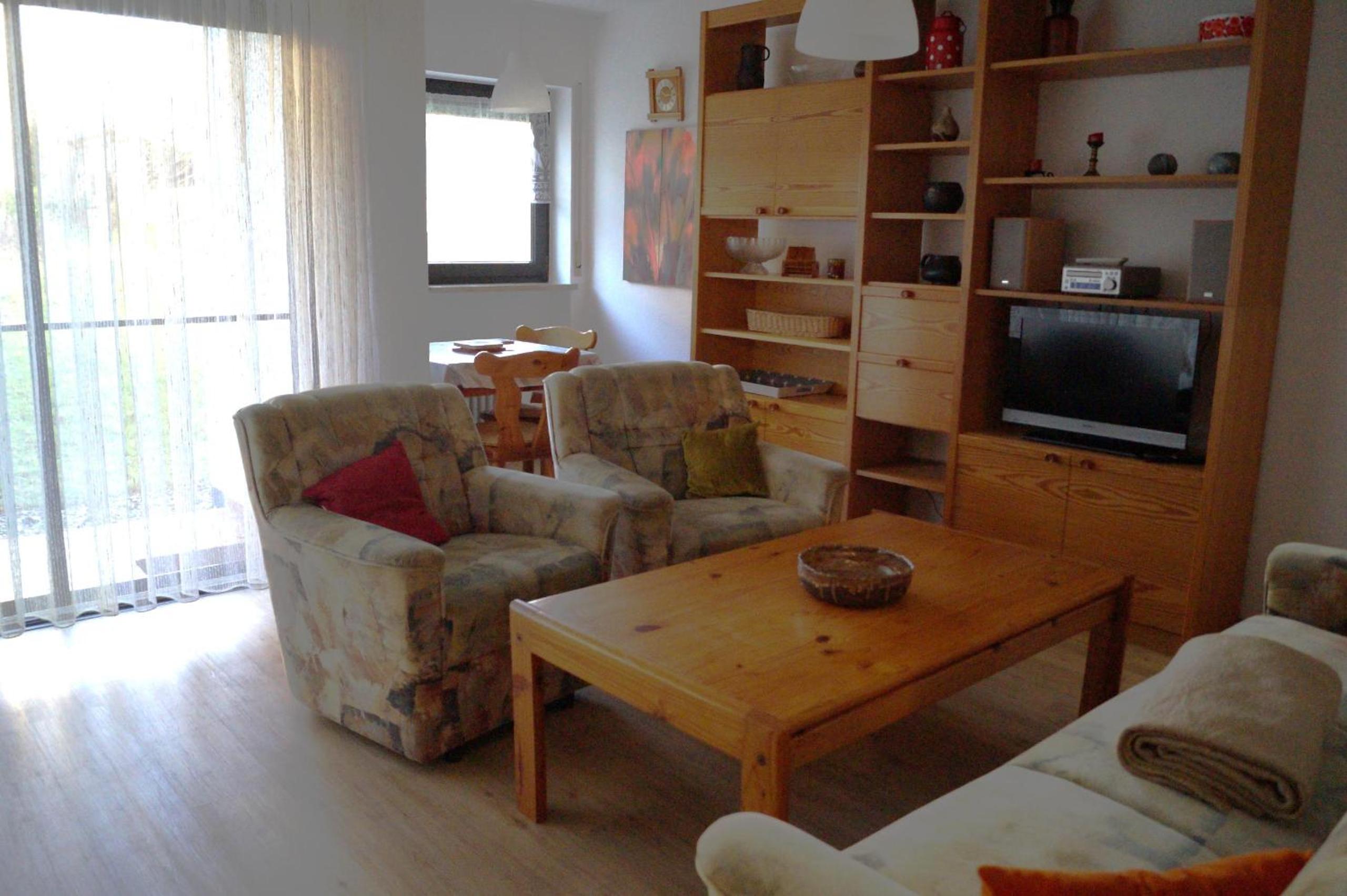 One-Bedroom Apartment with Terrace photo 3