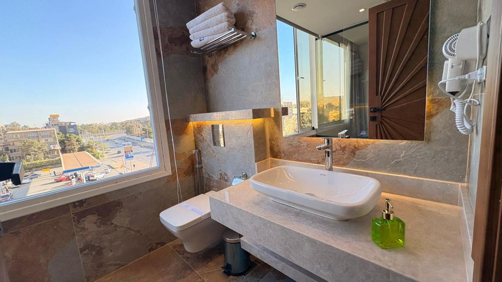 Superior King Room