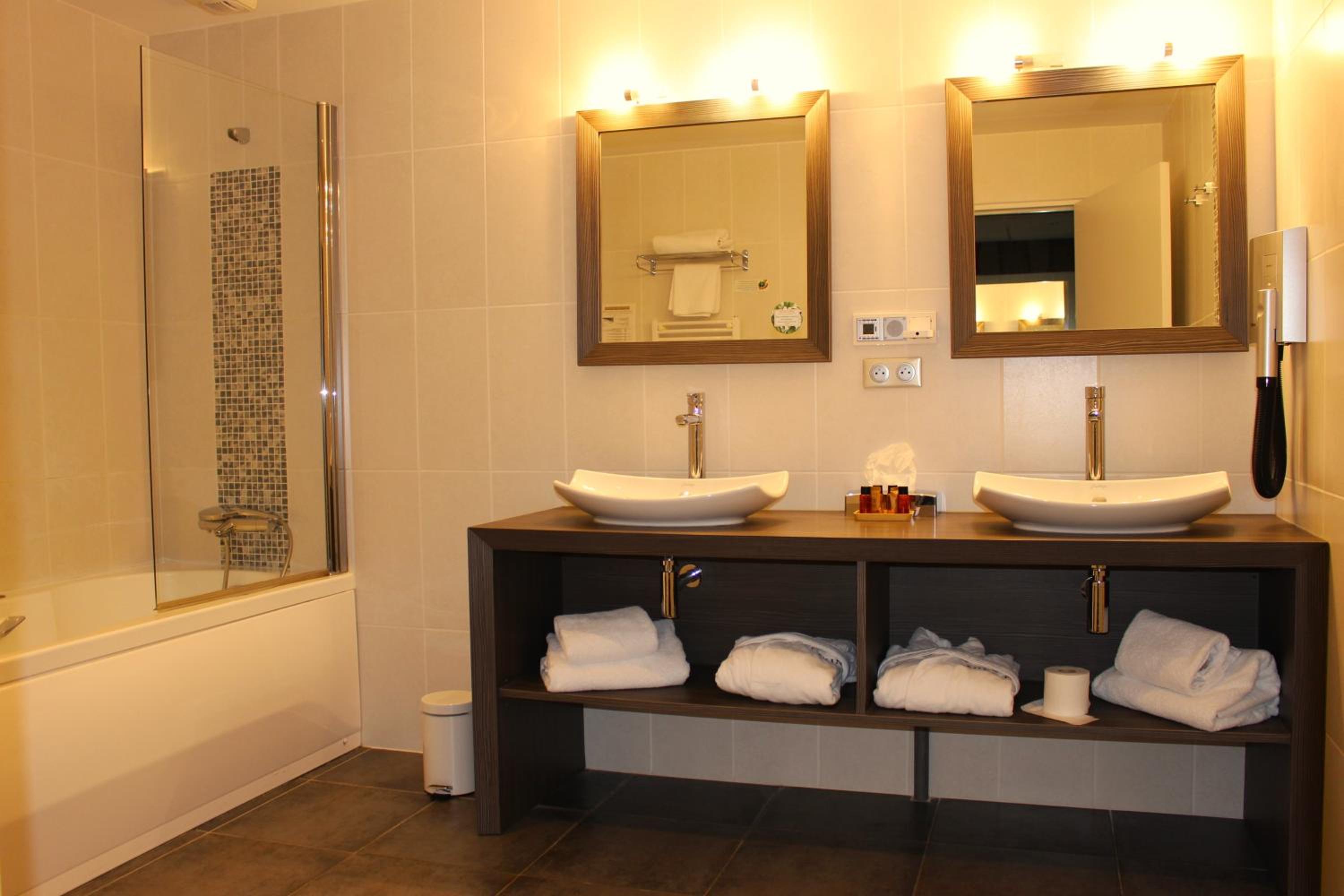 Superior Suite photo 3
