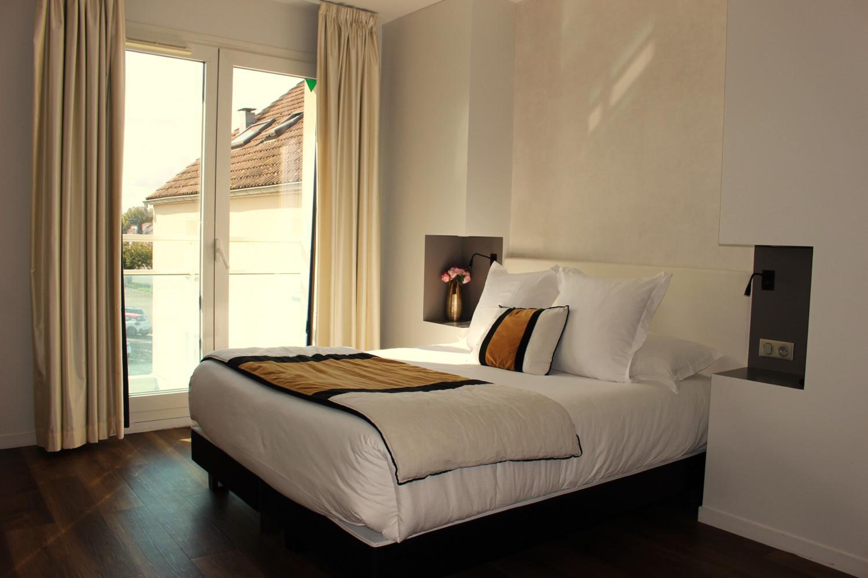 Superior Double Room - Photo 1