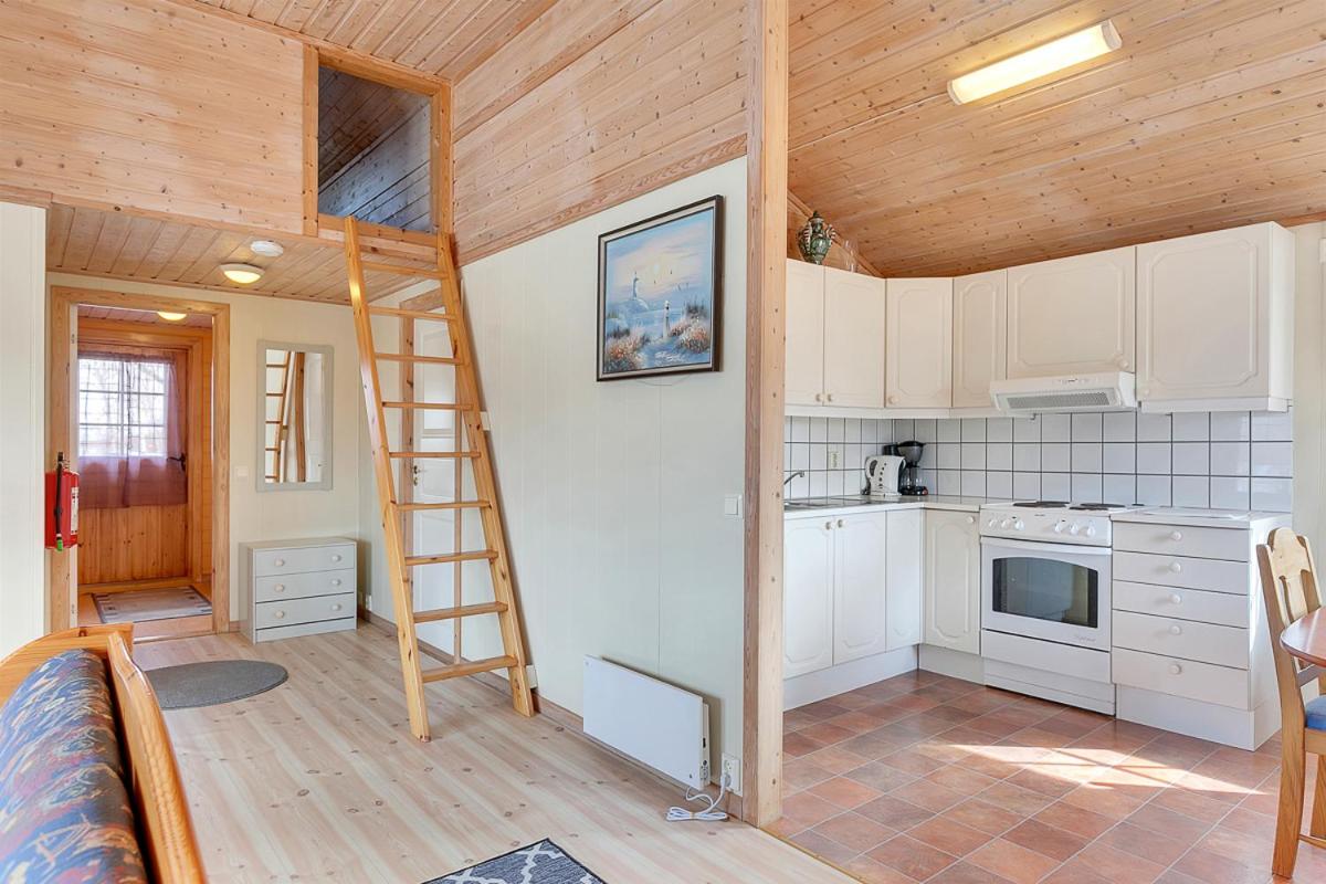 Bungalow - Photo 2