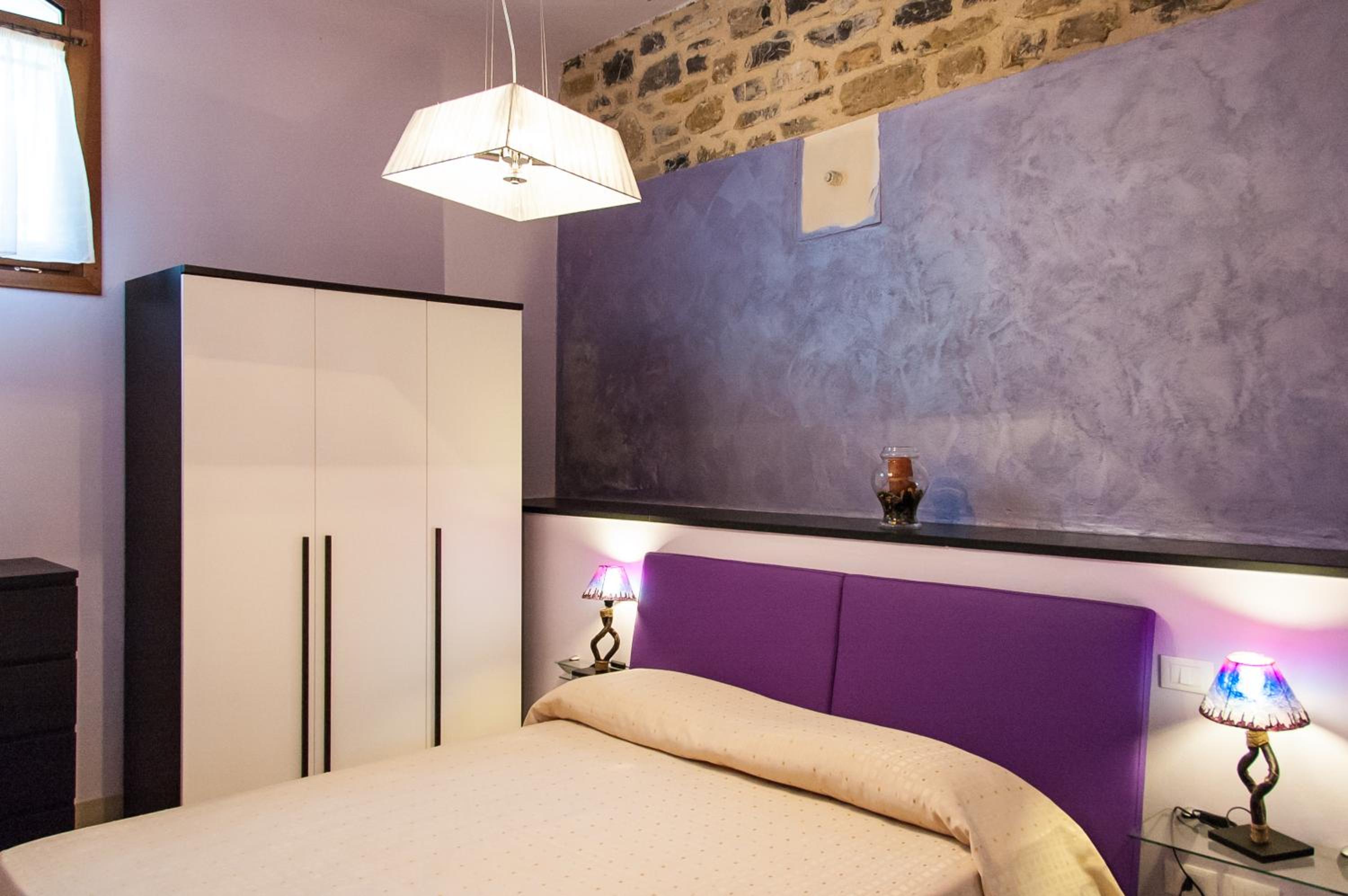 One-Bedroom Apartment with Garden