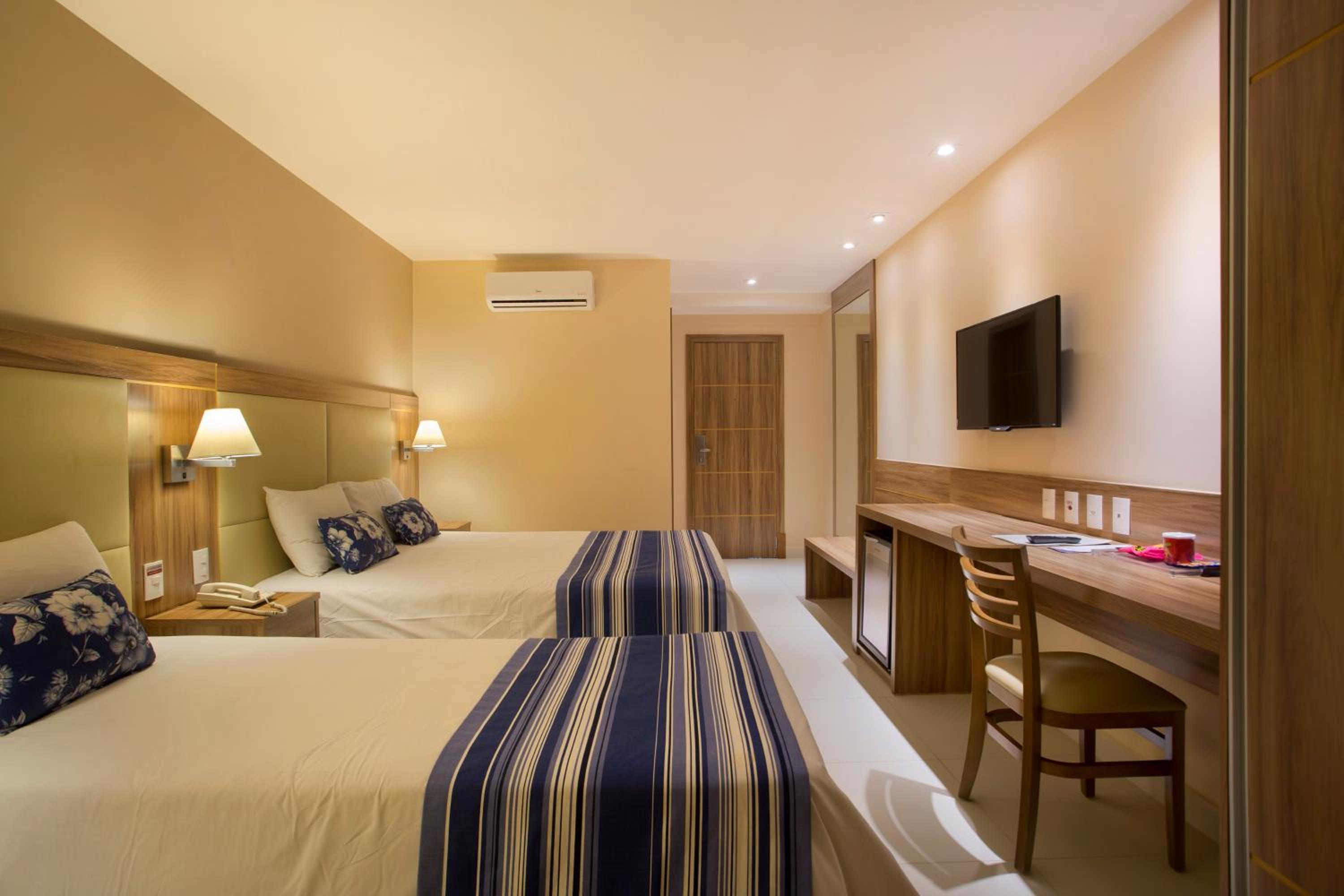 Standard Triple Room - Photo 1