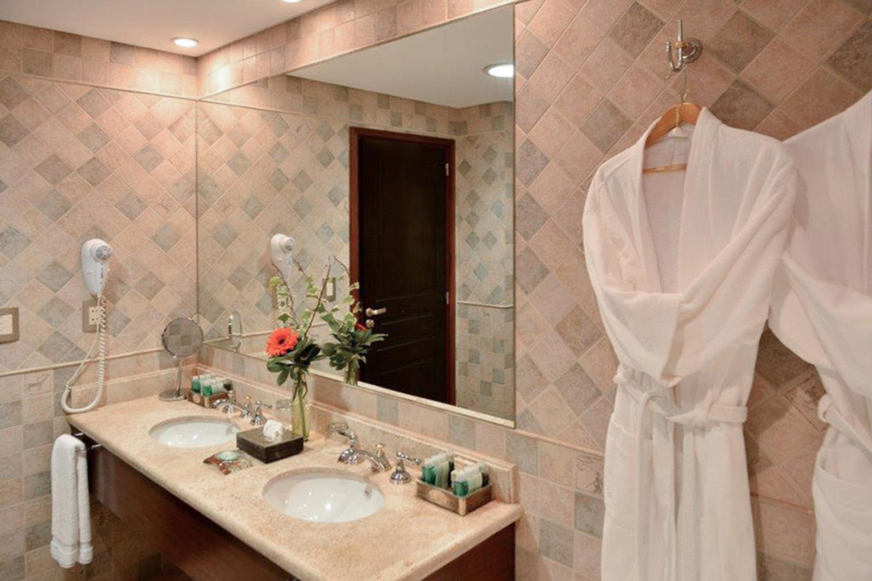 Presidential Suite photo 2