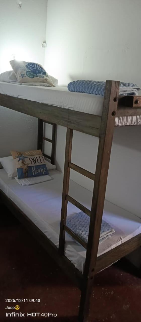 Quadruple Room with Private Bathroom photo 2