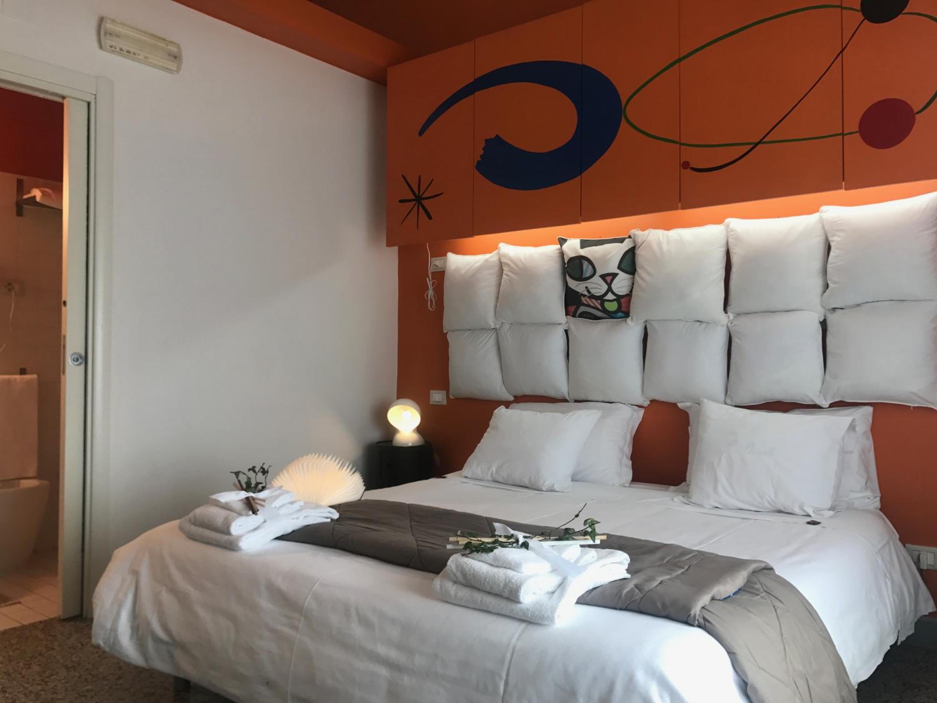 Deluxe Double or Twin Room with Balcony photo 2