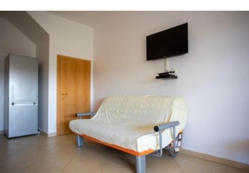 One-Bedroom Apartment with Balcony photo 3