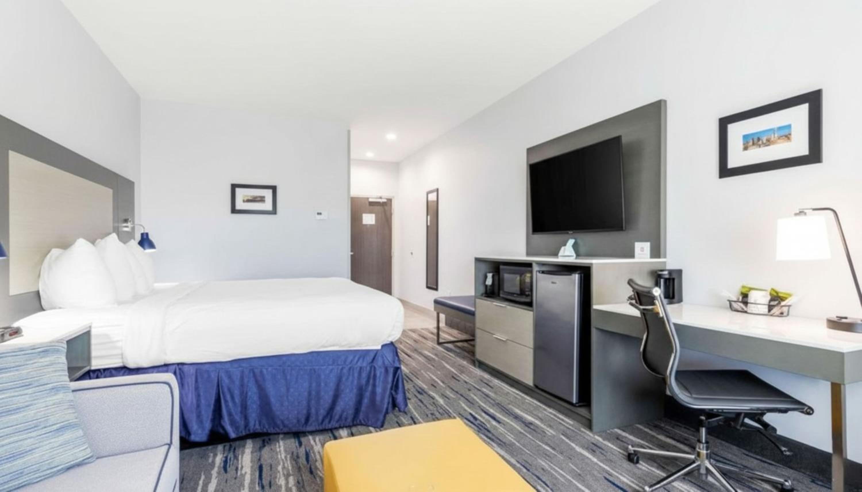 Standard King Room